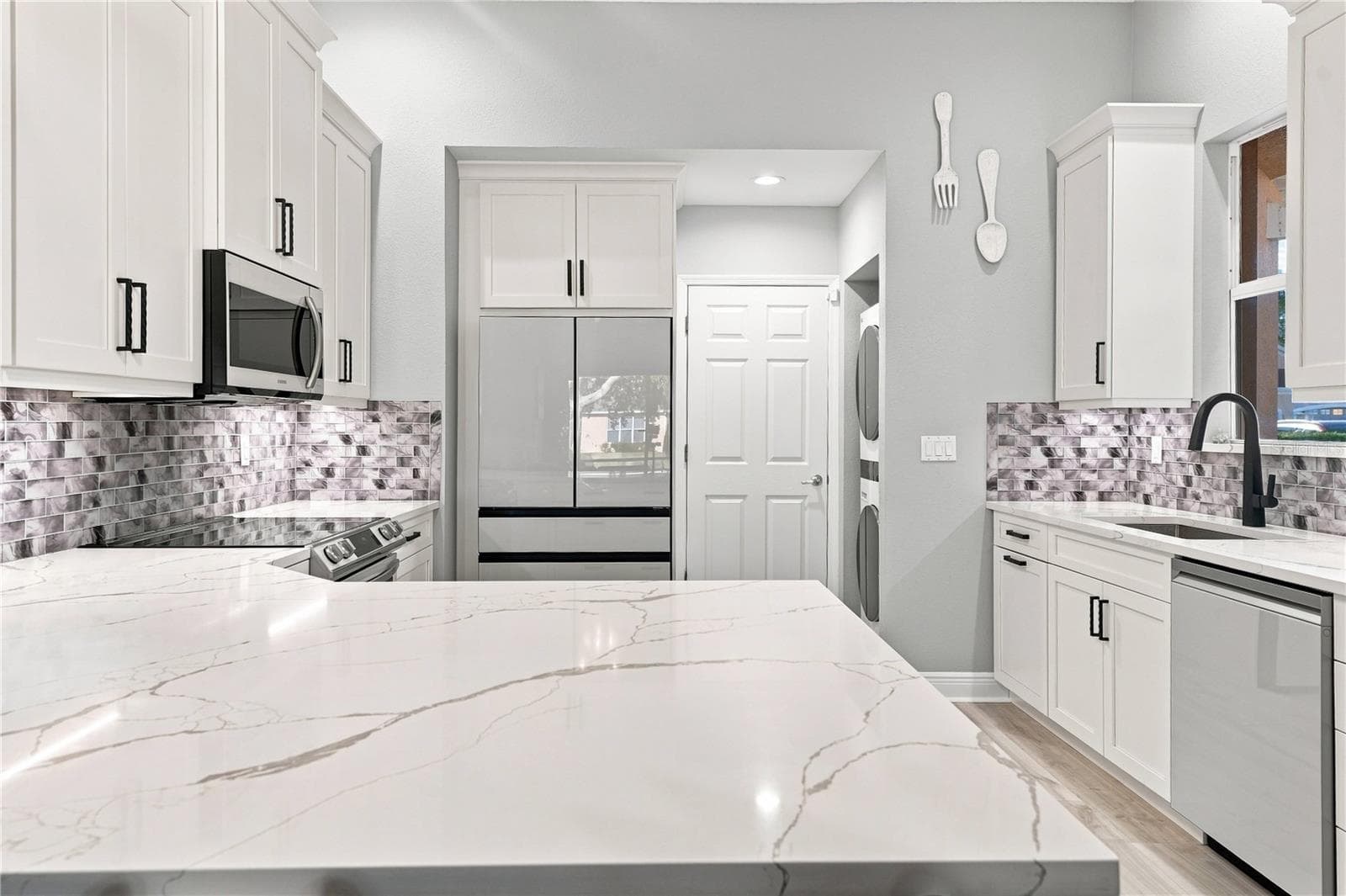Kitchen - 4361 TURNBERRY CIR, NORTH PORT
