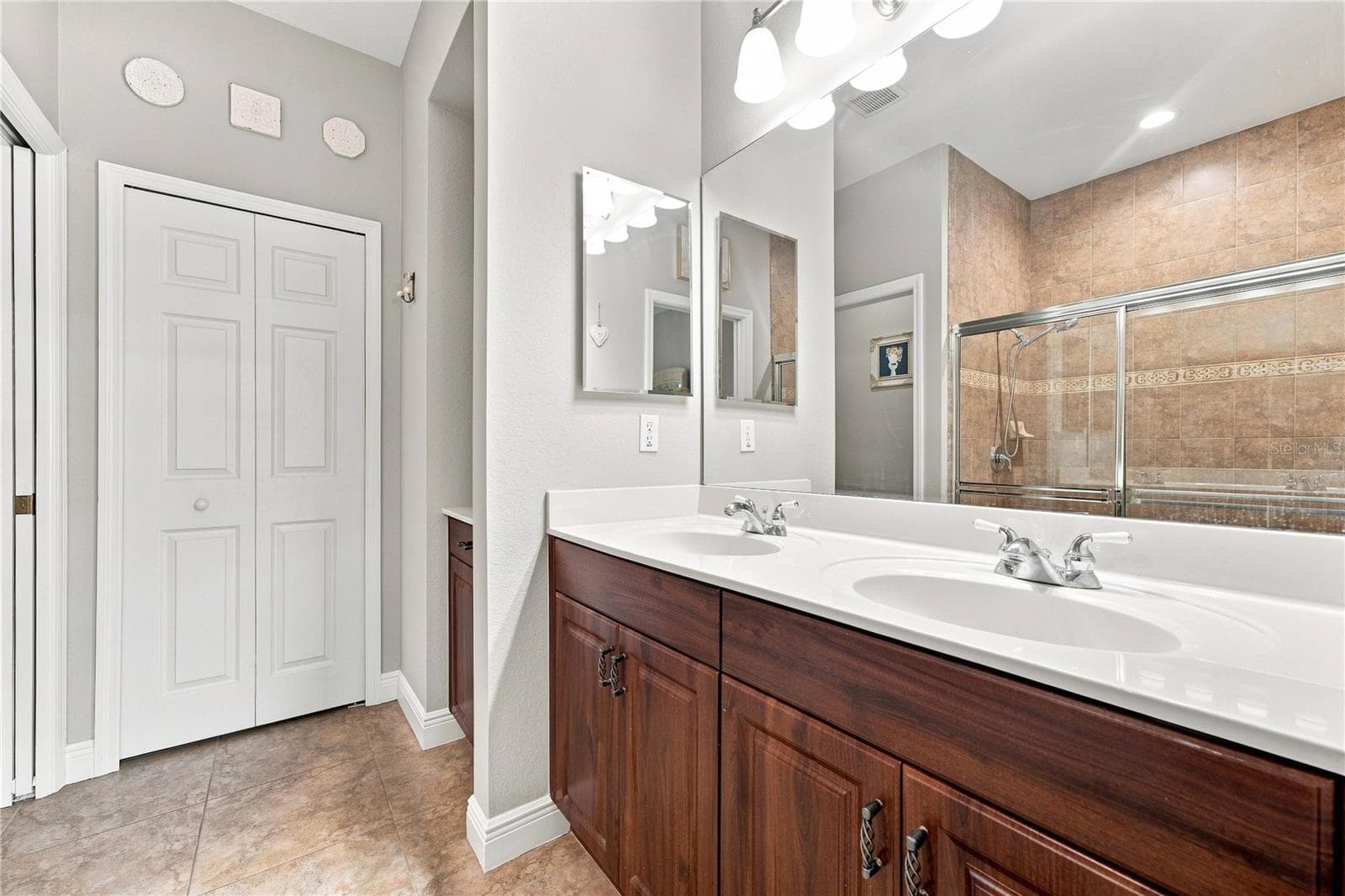 Primary Bathroom with Dual Sinks - 4361 TURNBERRY CIR, NORTH PORT