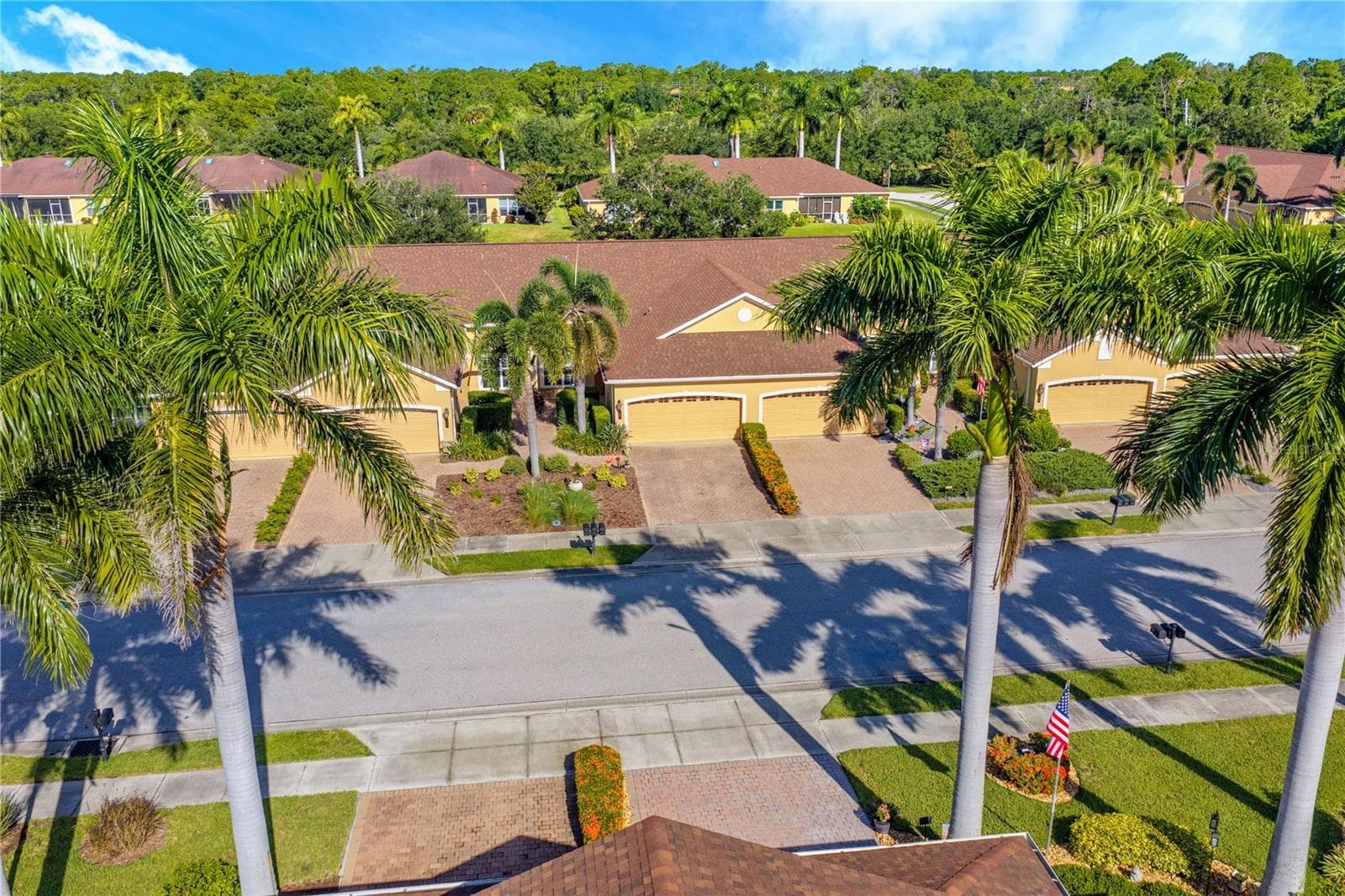 Front of House - 4361 TURNBERRY CIR, NORTH PORT