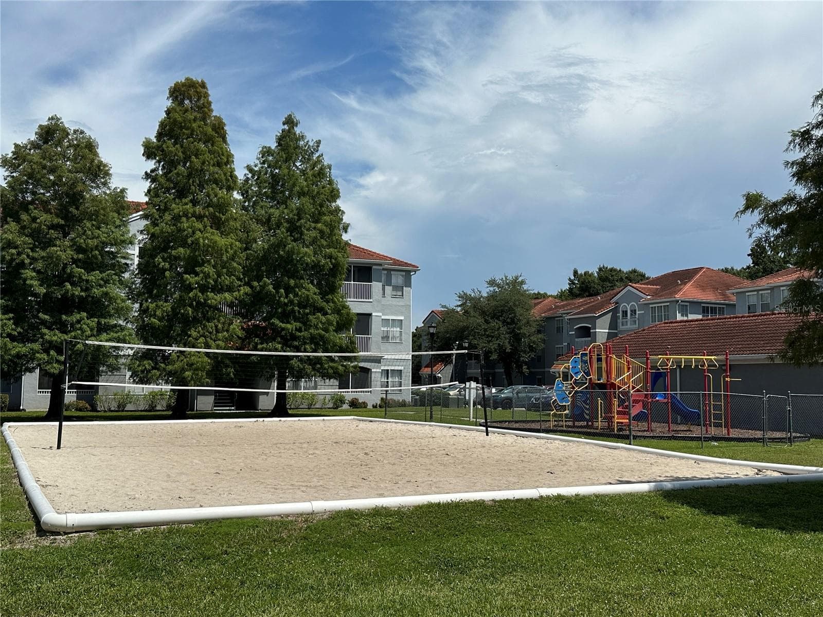 Volleyball sand court - 18001 RICHMOND PLACE DR #136, TAMPA