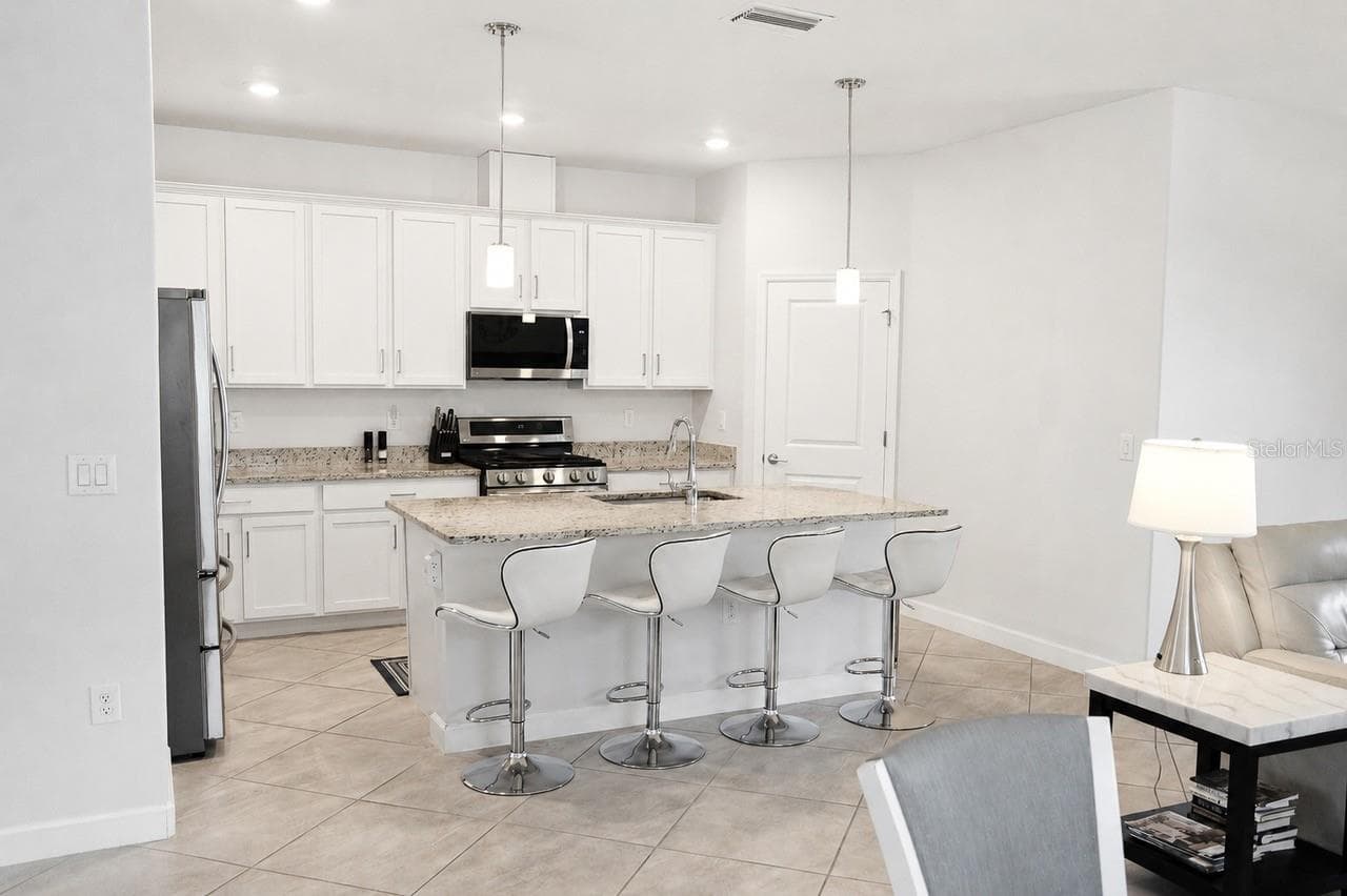 Single Family Residence at 5317 CORAL REEF WAY, BRADENTON, photo 4 of 67