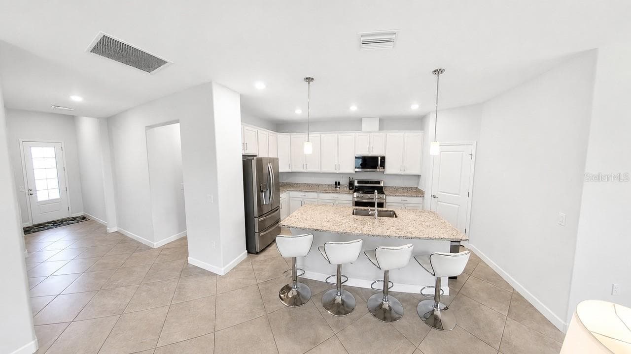 Single Family Residence at 5317 CORAL REEF WAY, BRADENTON, photo 5 of 67