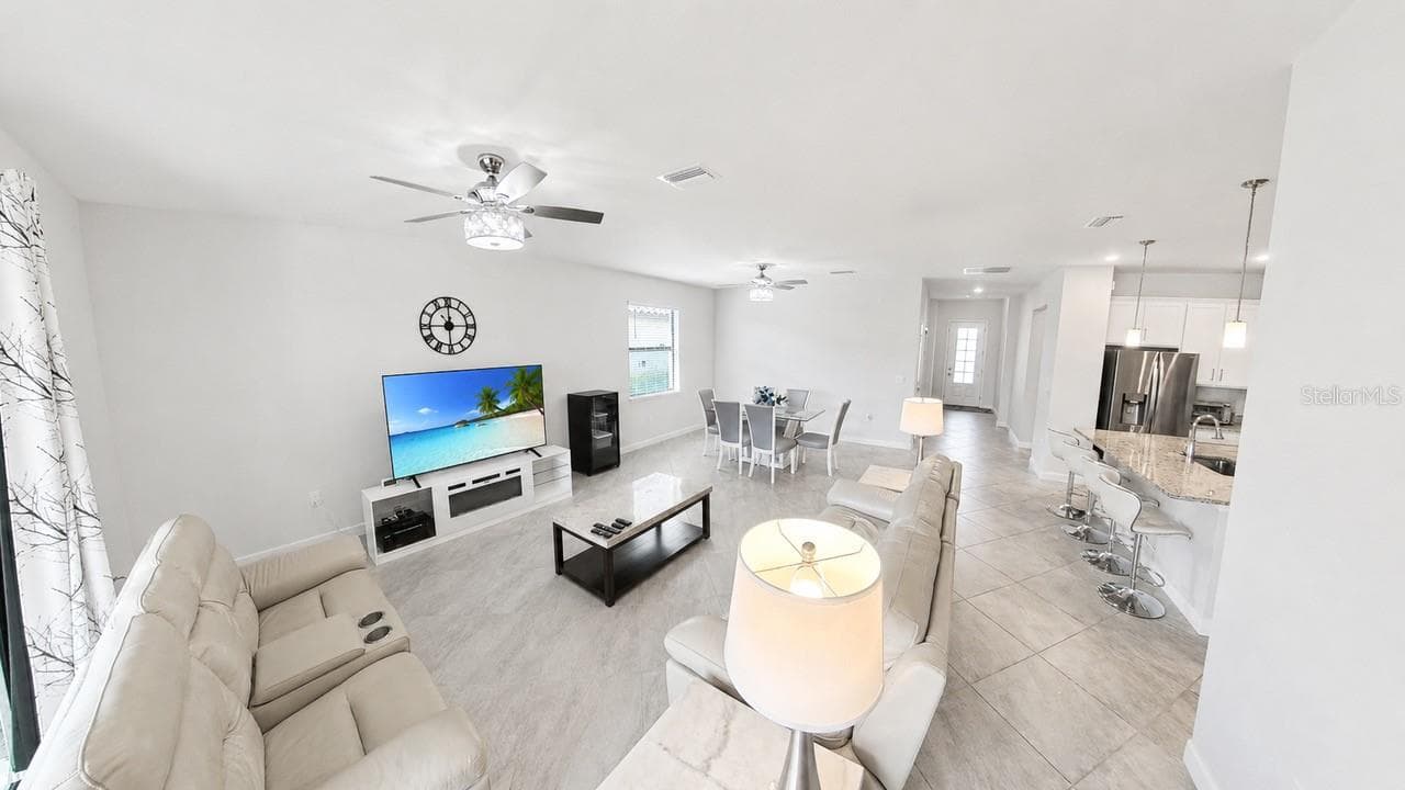 Single Family Residence at 5317 CORAL REEF WAY, BRADENTON, photo 10 of 67