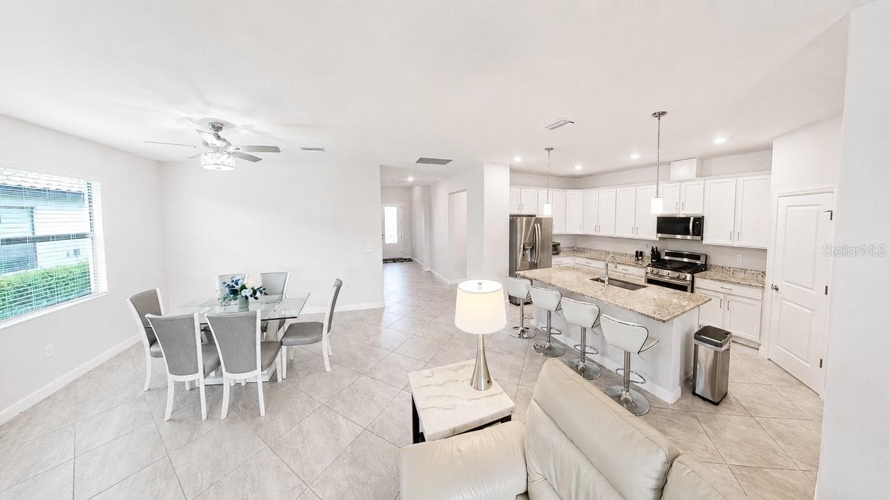 Single Family Residence at 5317 CORAL REEF WAY, BRADENTON, photo 11 of 67