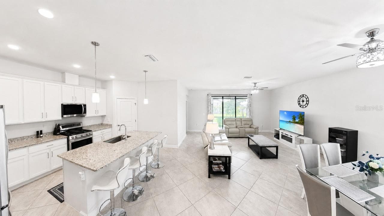 Single Family Residence at 5317 CORAL REEF WAY, BRADENTON, photo 15 of 67