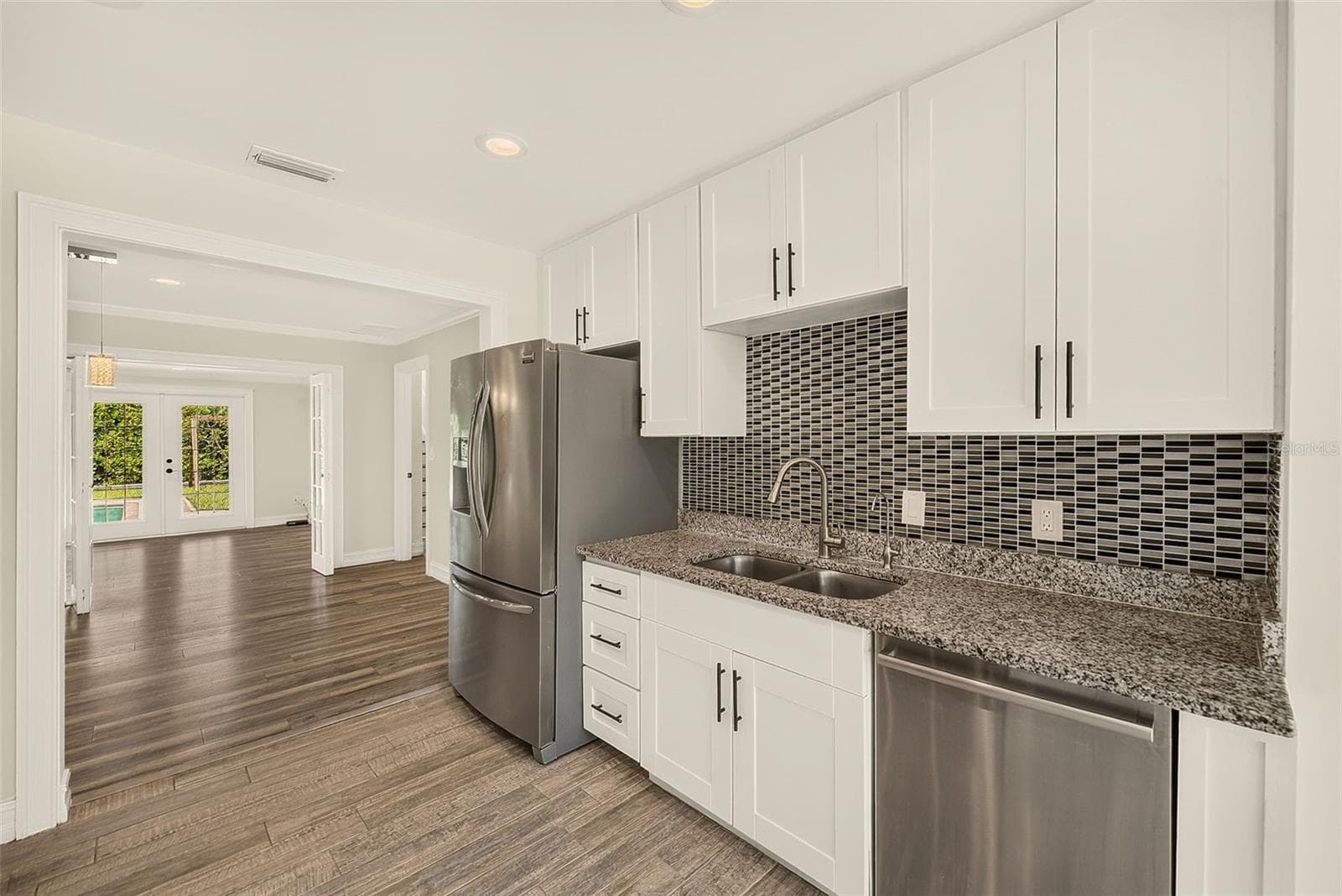 Single Family Residence at 812 WILLOWBRANCH AVE, CLEARWATER, photo 11 of 53