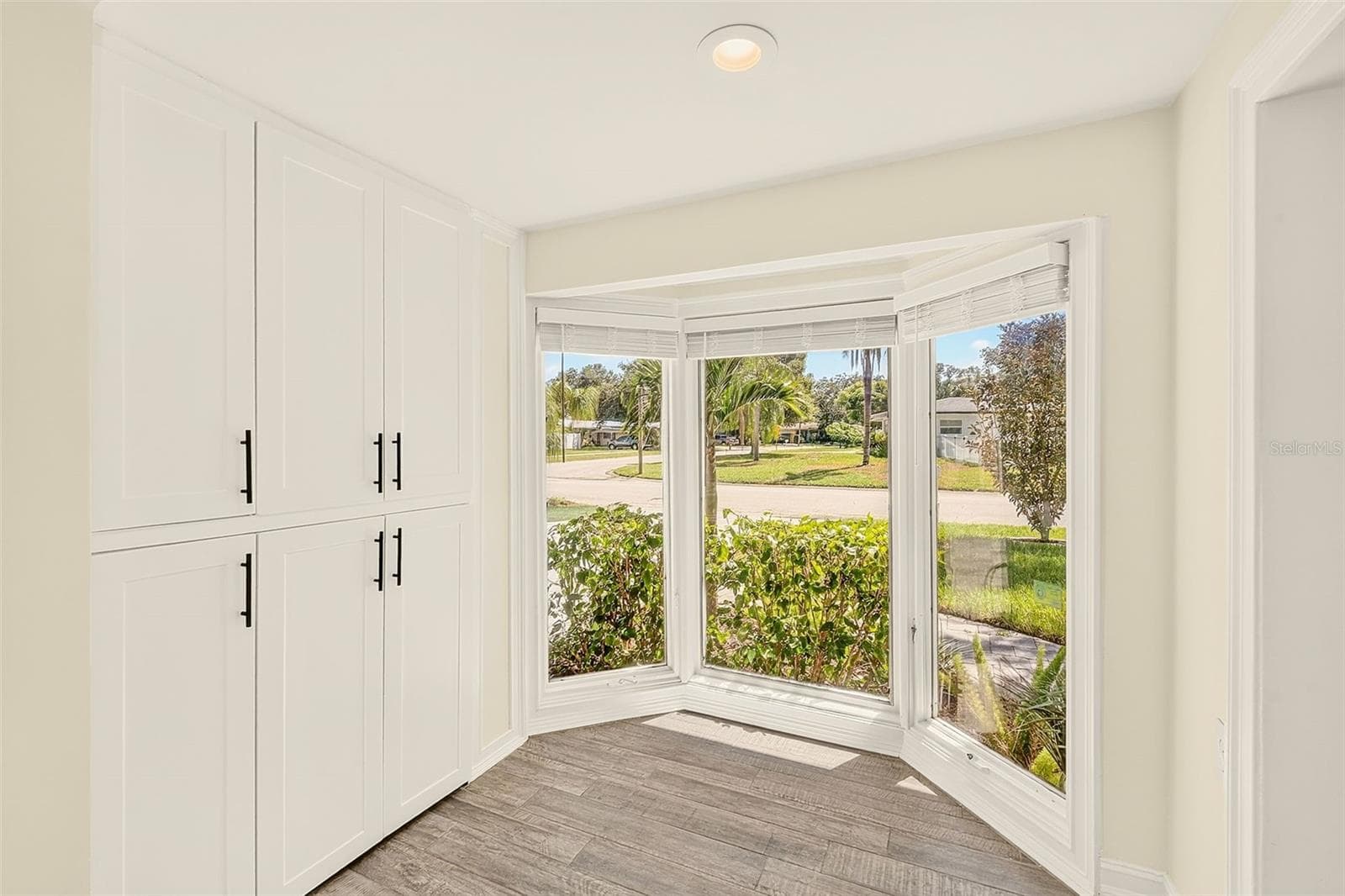 Single Family Residence at 812 WILLOWBRANCH AVE, CLEARWATER, photo 13 of 53