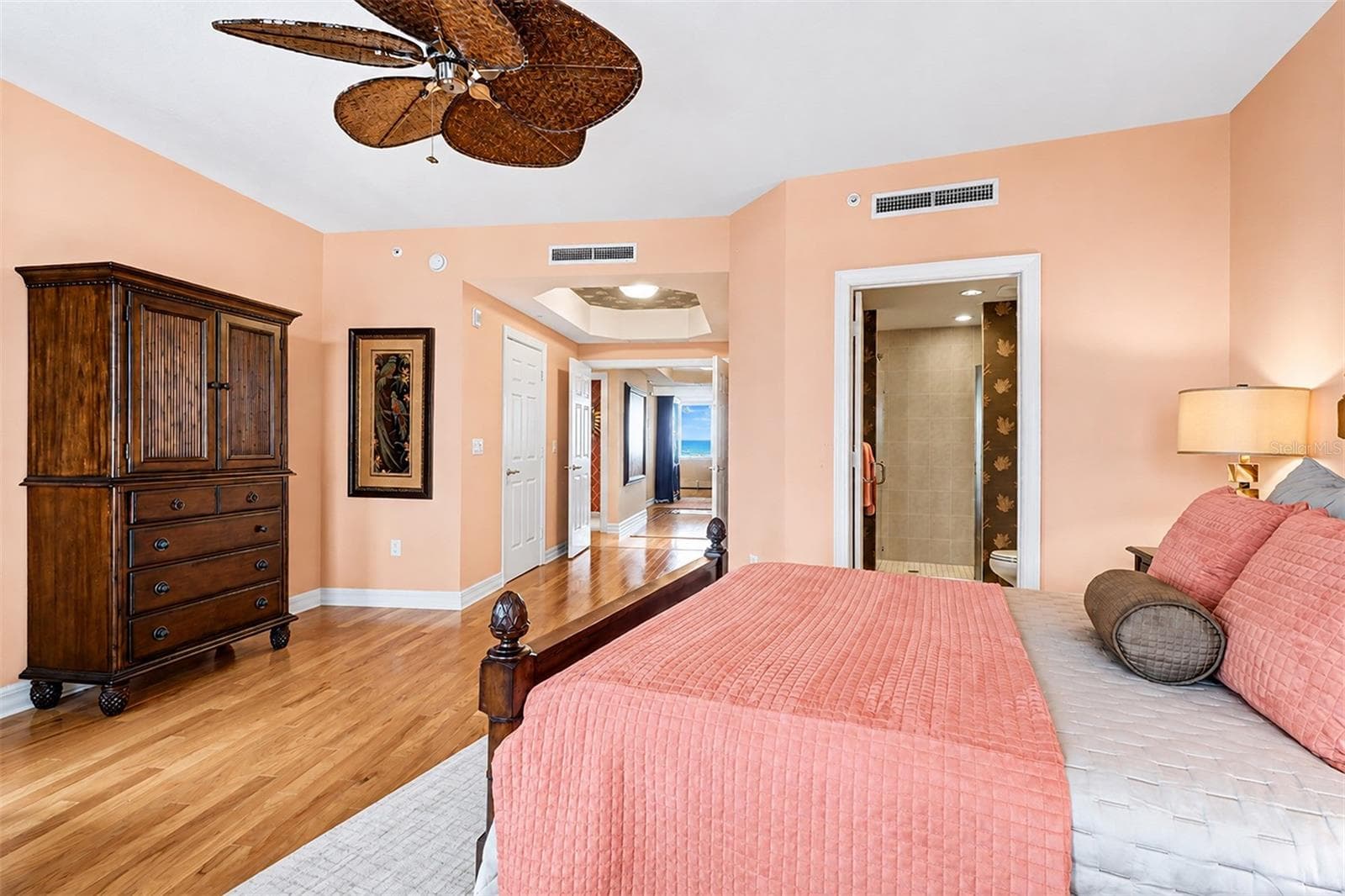.... Guest Bedroom #1.. The Larger of the Two Guest Suites .. 16' X 17 ' Not measuring the Bathrooms,  Two Closets and the Entry .. - 15208 GULF BLVD #404, MADEIRA BEACH