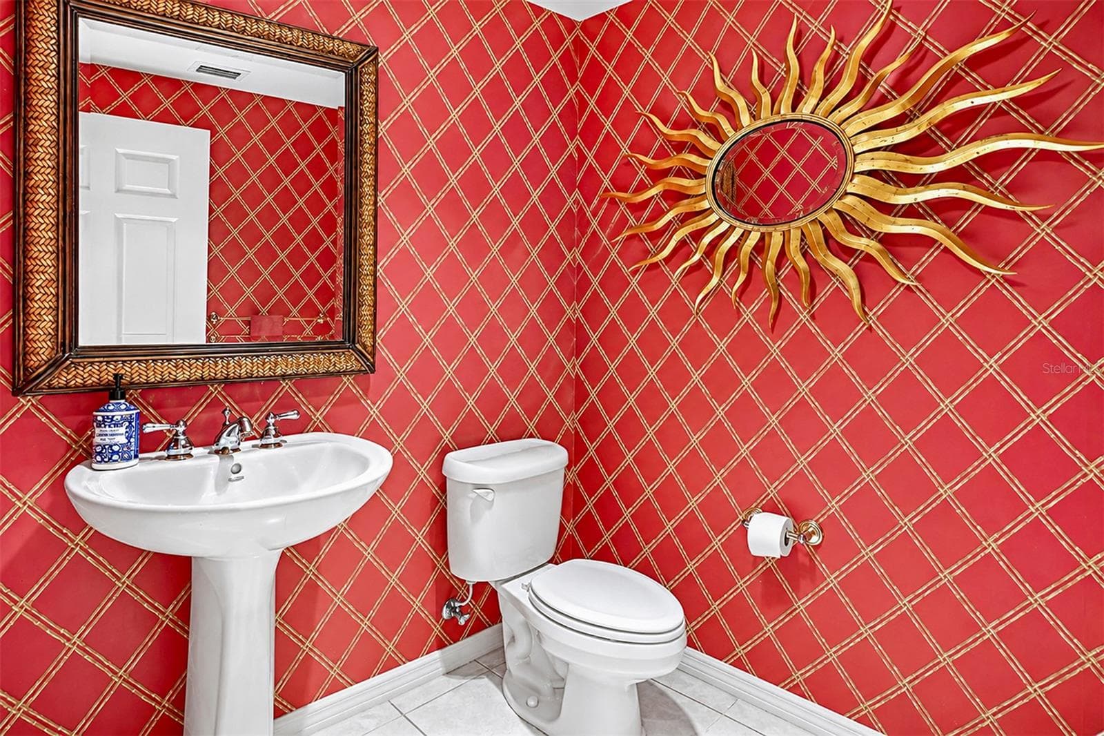 ... There is a Half Bath in Hallway For Guests and Conveniance... Size... 6 x 6 ...... - 15208 GULF BLVD #404, MADEIRA BEACH