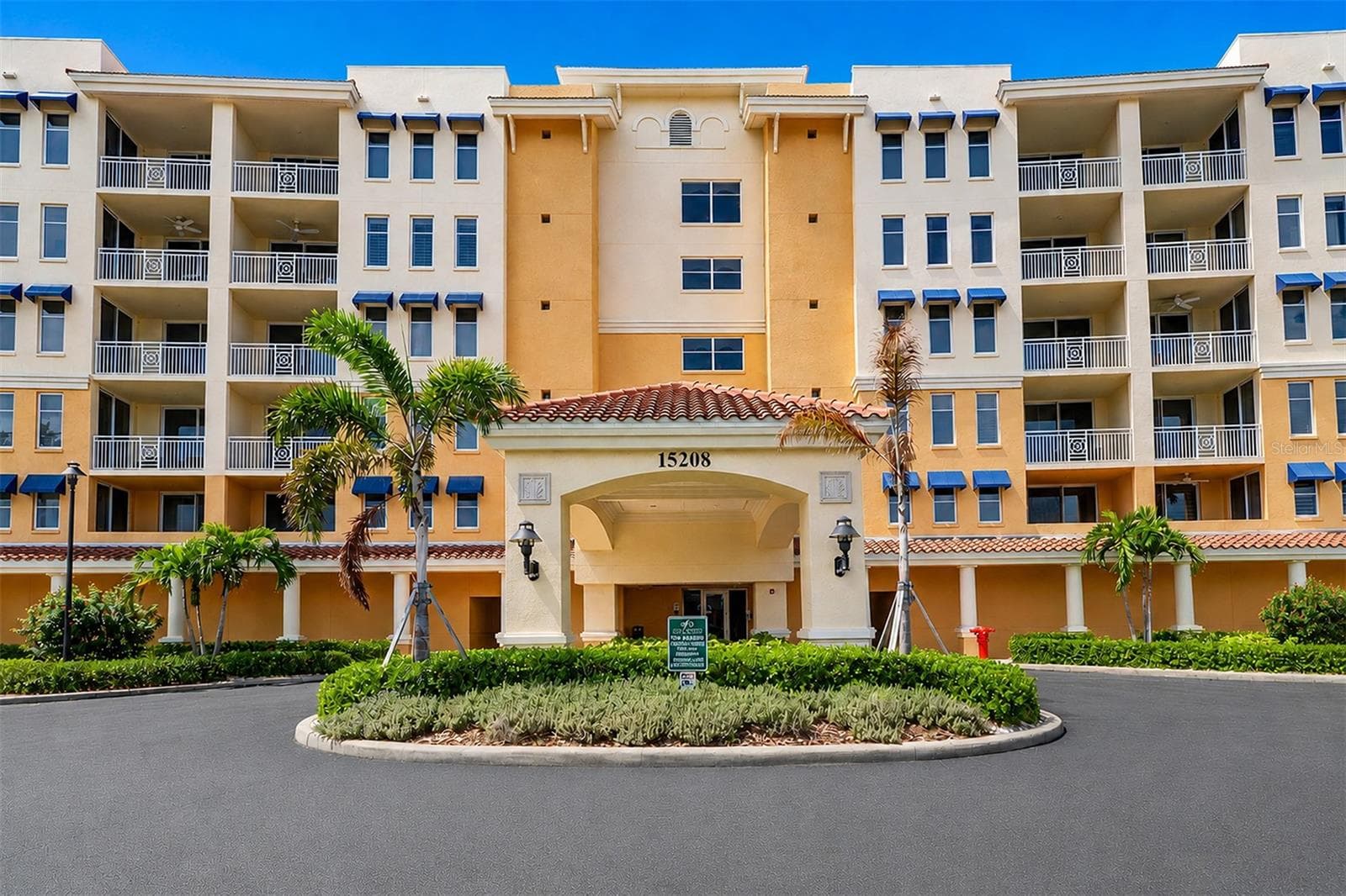 ...The Sereno is Located at 15208 Gulf Blvd ..Just North of the Tom Stuart Causeway.. 44 Upscale Residences . Building Amenities.. Gulf Front -- Waterfront Clubhouse -- Waterfront Workout Facility.. Secured Garage Parking.. Climate Controlled Storage.. On Site Manager.. Residence # 404 is a 3 Bedroom 3.5 Bath W/ 2760 Sq Feet Fronted By a 27 ' x 10' Gulf Front Balcony. - 15208 GULF BLVD #404, MADEIRA BEACH