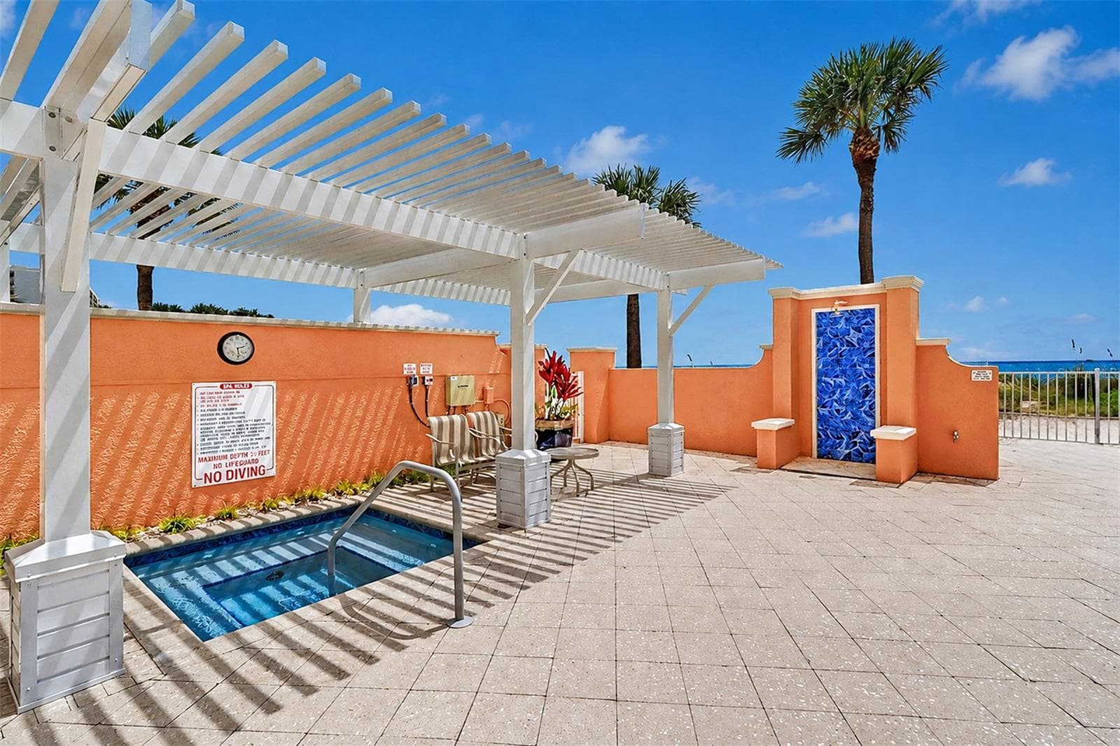 .. Heated Spa off the Pool Area - Ext Shower by Blue Tile ... - 15208 GULF BLVD #404, MADEIRA BEACH