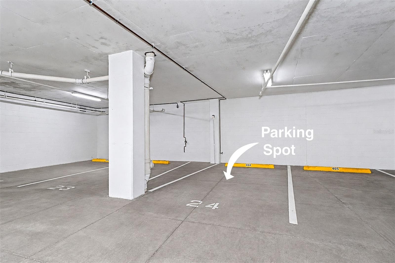 ... Sereno Residnece 404 Conveys with Garage Spot # 24 and Exterior Spot # 82.. There are also Visitor Parking Spots outside for Your Guests... - 15208 GULF BLVD #404, MADEIRA BEACH