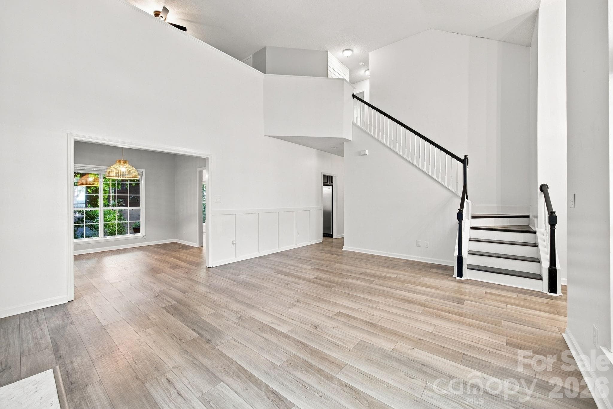 Single Family Residence at 8927 Raven Park Drive, Charlotte, photo 5 of 45
