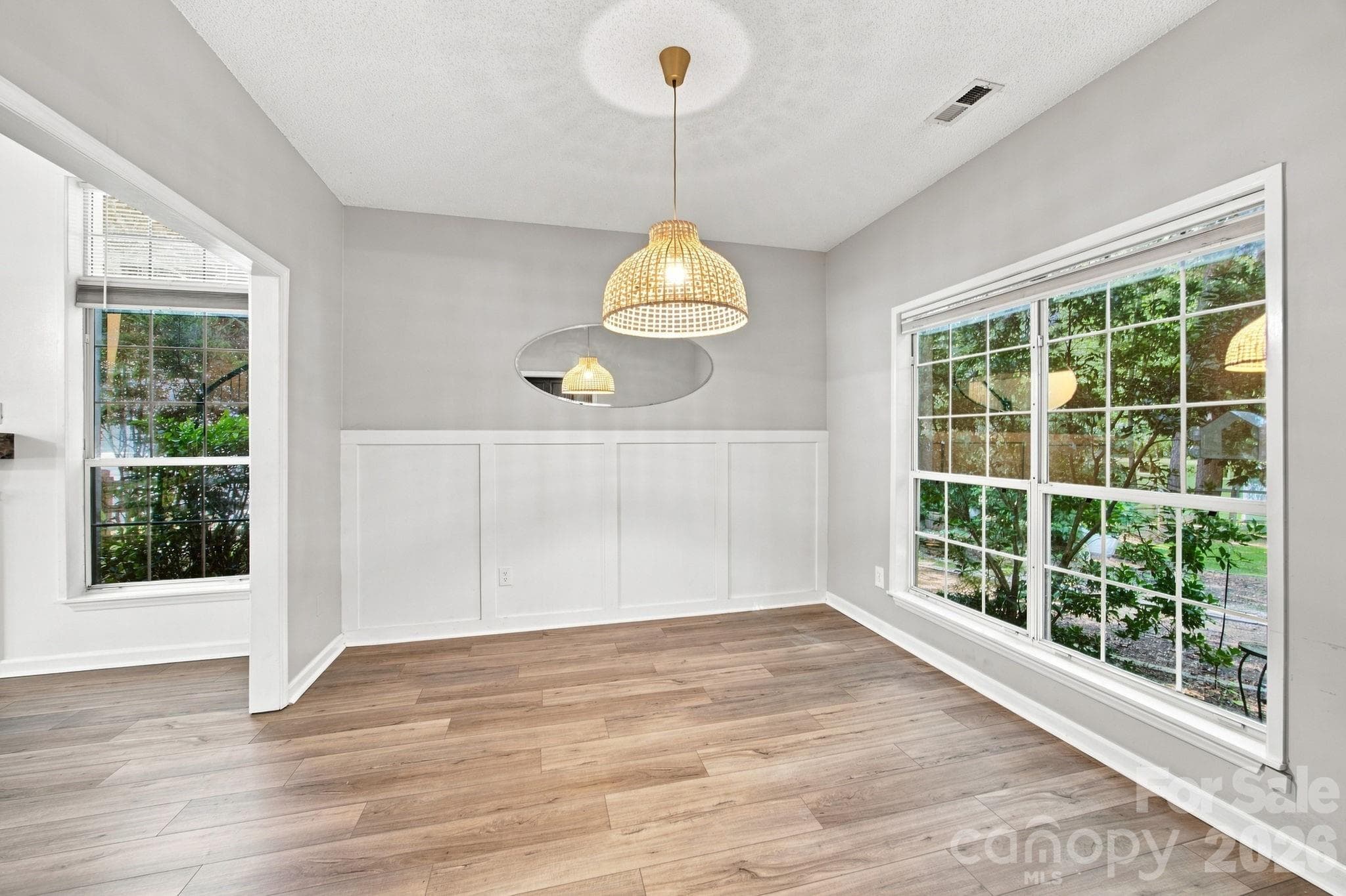 Single Family Residence at 8927 Raven Park Drive, Charlotte, photo 9 of 45