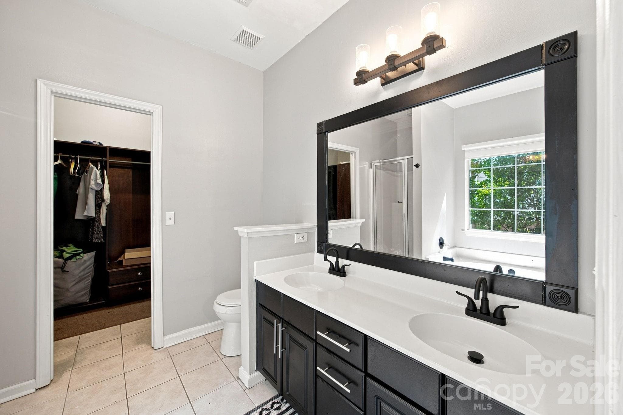 Single Family Residence at 8927 Raven Park Drive, Charlotte, photo 21 of 45