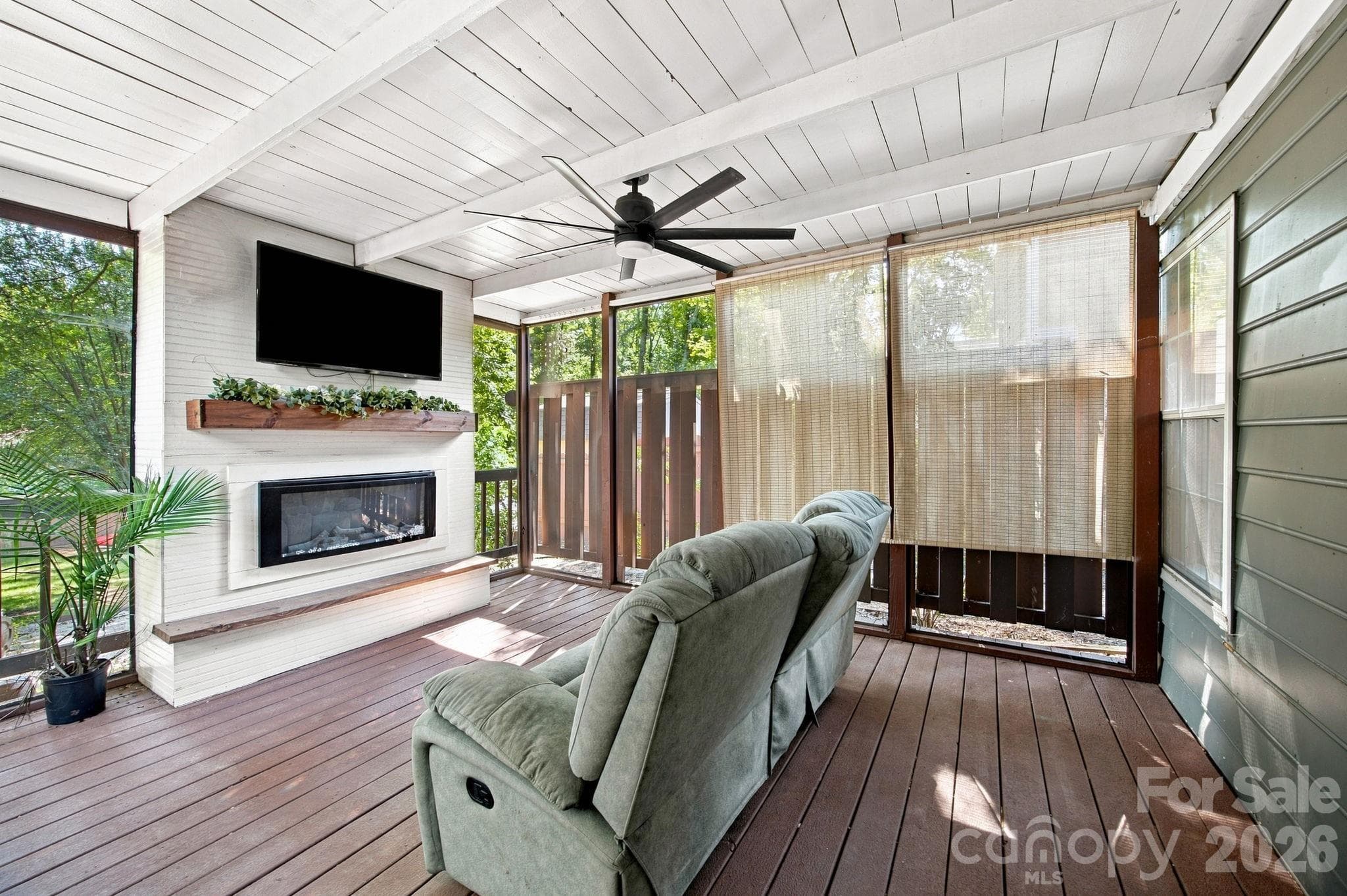 Single Family Residence at 8927 Raven Park Drive, Charlotte, photo 29 of 45