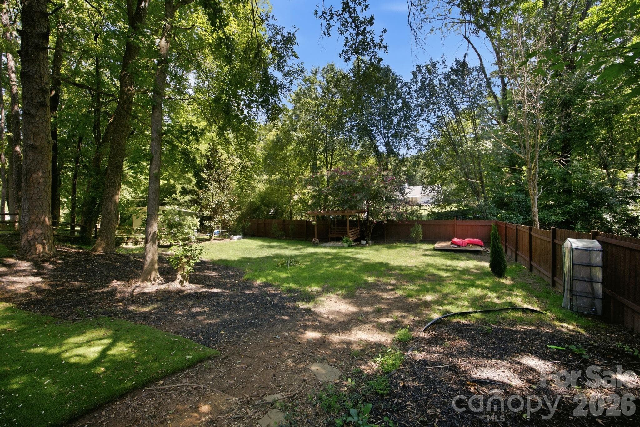 Single Family Residence at 8927 Raven Park Drive, Charlotte, photo 38 of 45