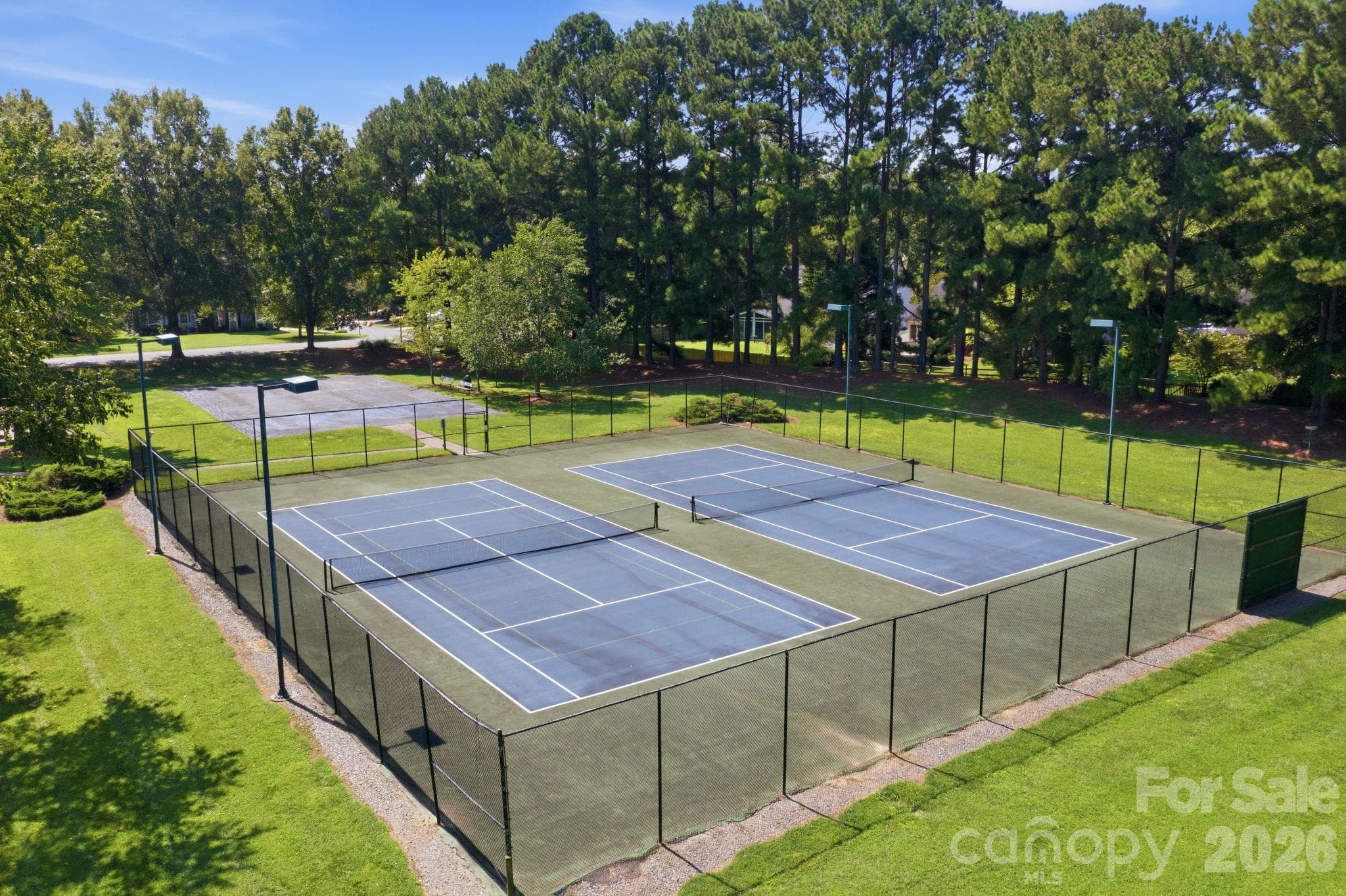 Single Family Residence at 8927 Raven Park Drive, Charlotte, photo 43 of 45