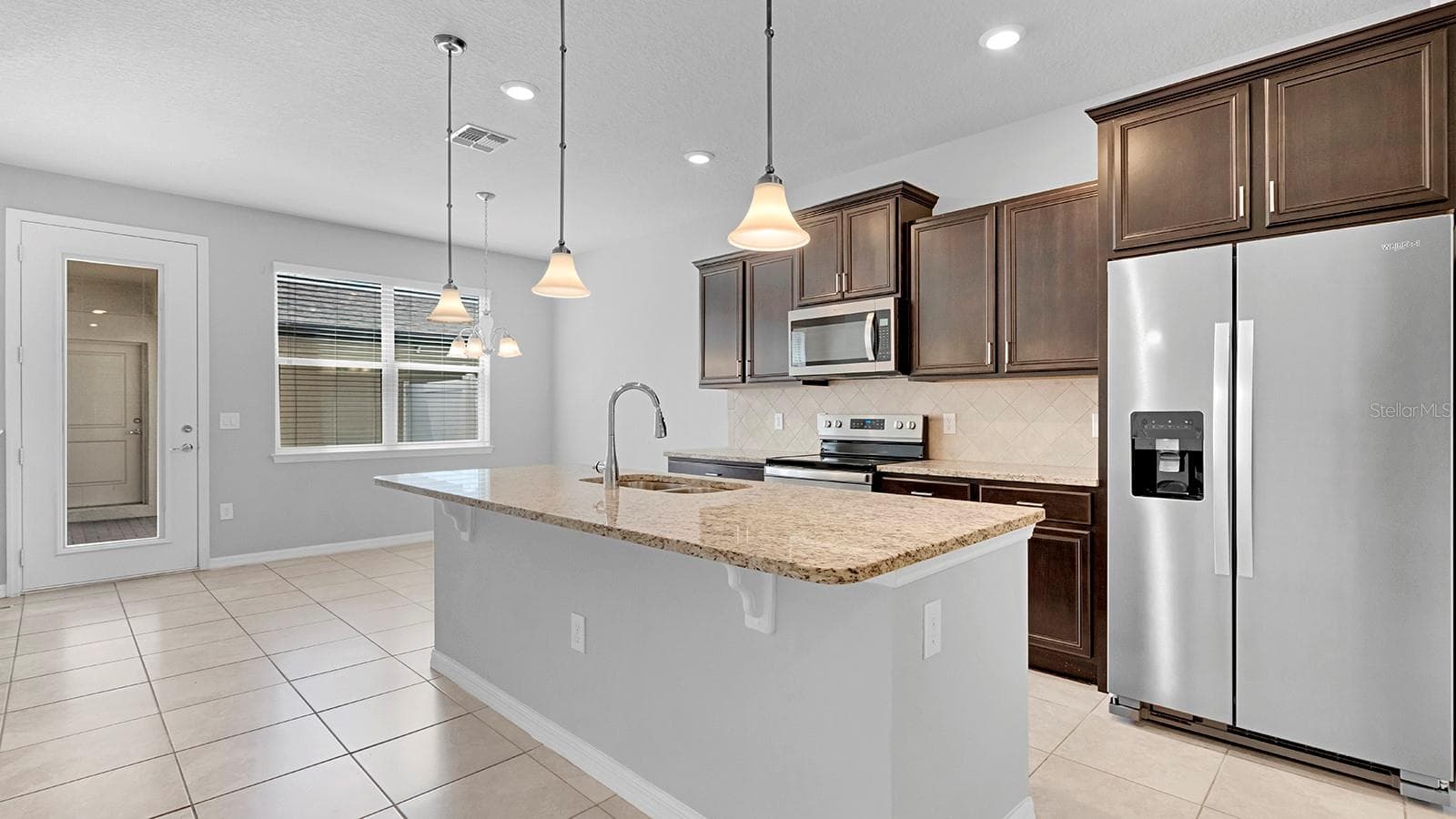 kitchen - 5044 WALKER ST, ST CLOUD