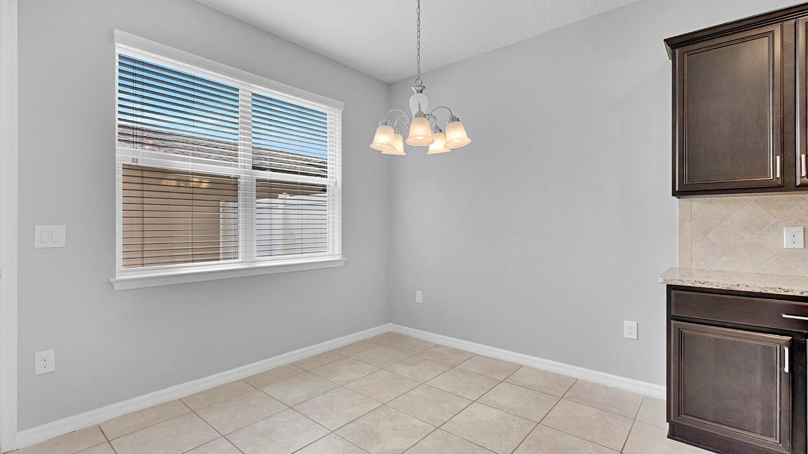 dining space - 5044 WALKER ST, ST CLOUD