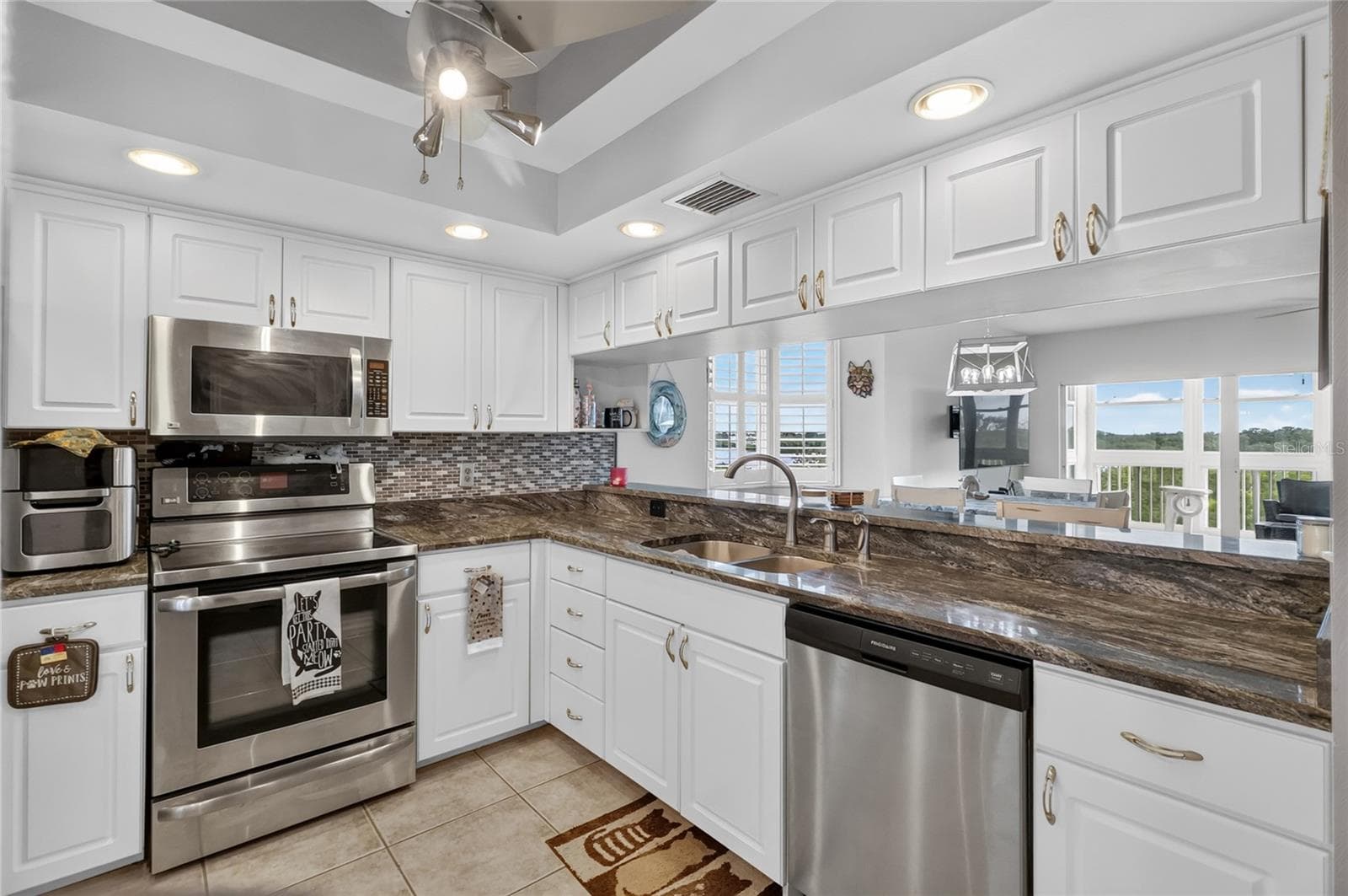 Condominium at 6251 SHORELINE DR #2301, SEMINOLE, photo 14 of 64