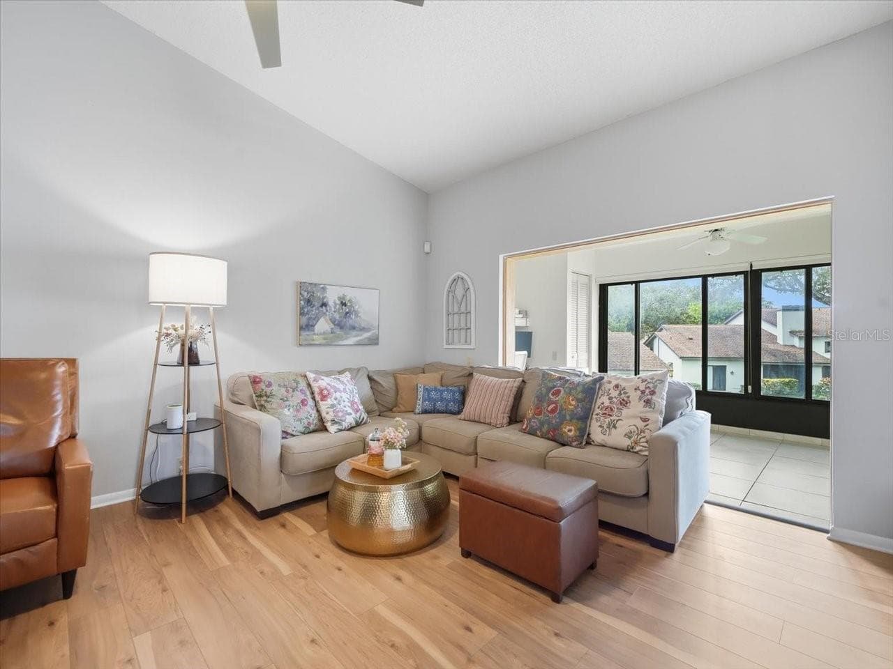 High Vaulted Ceilings - 1816 LAKE CYPRESS DR #1816, SAFETY HARBOR