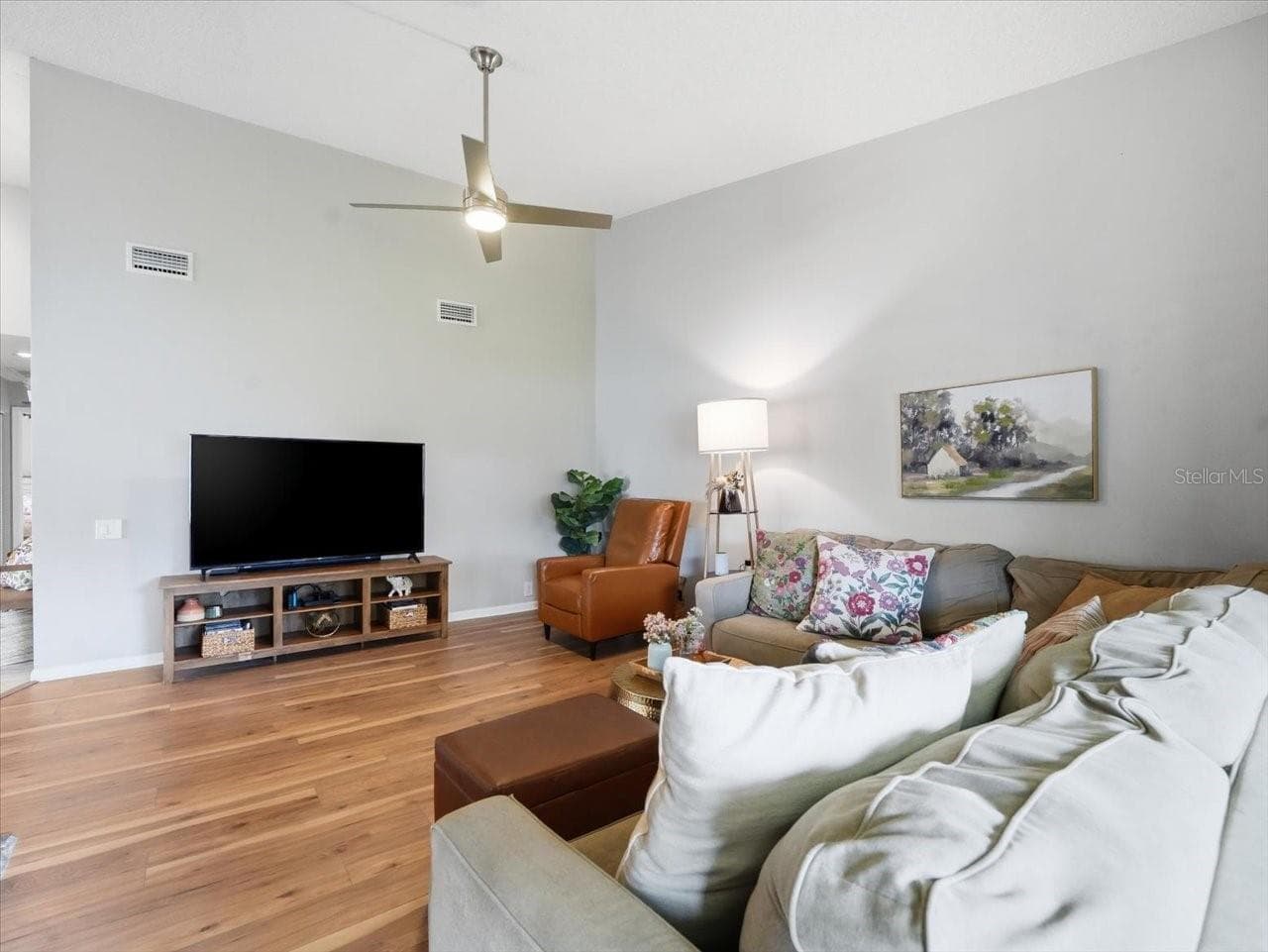 Bright Family Room - 1816 LAKE CYPRESS DR #1816, SAFETY HARBOR