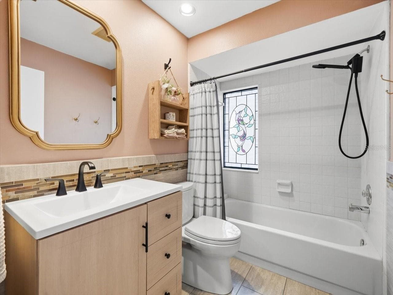 Updated Guest Bathroom - 1816 LAKE CYPRESS DR #1816, SAFETY HARBOR