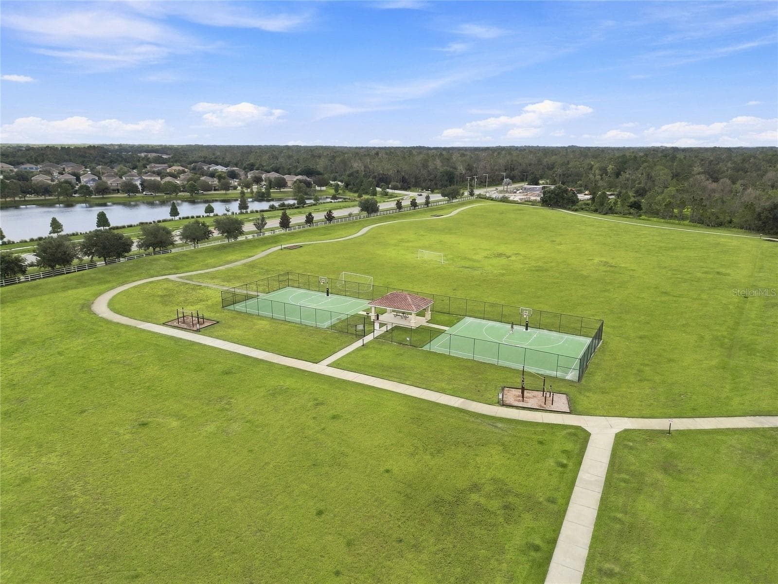 Single Family Residence at 13520 PALMERA VISTA DR, RIVERVIEW, photo 49 of 53