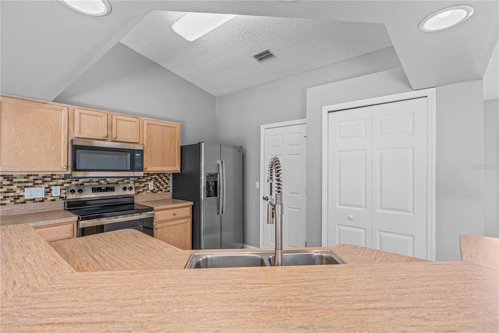 Single Family Residence at 94 BIRD OF PARADISE DR, PALM COAST, photo 19 of 38