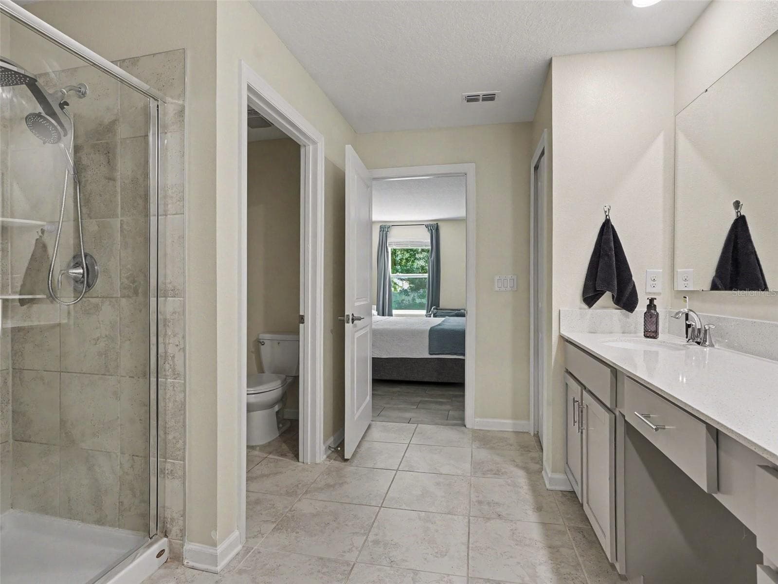Single Family Residence at 4469 BLUFF OAK LOOP, KISSIMMEE, photo 24 of 33