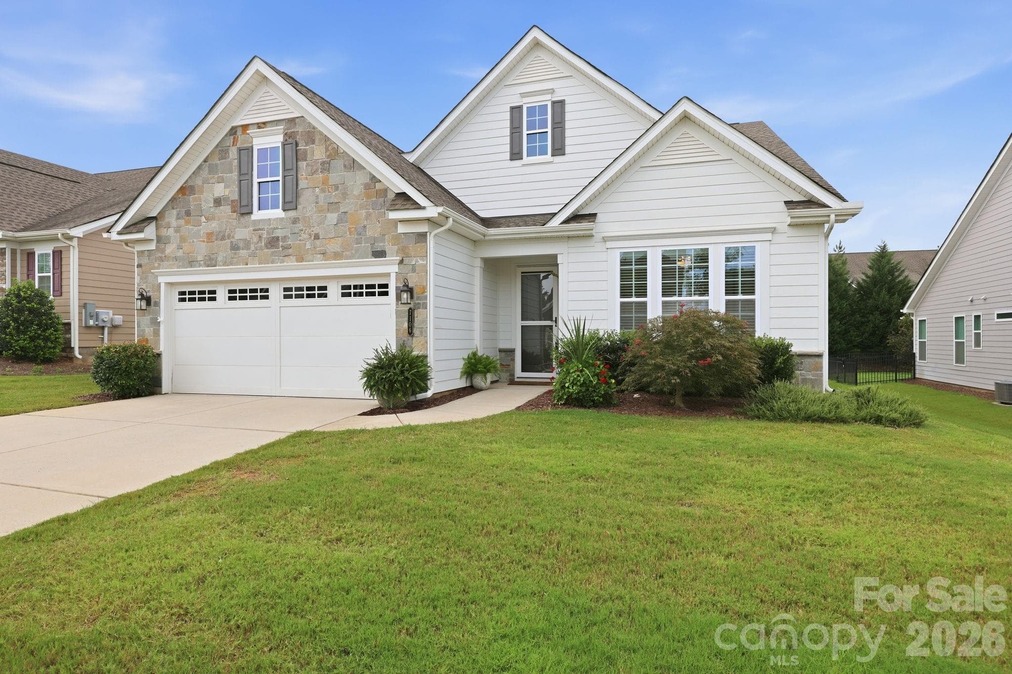Single Family Residence at 7106 Overjoyed Crossing, Charlotte, photo 2 of 48