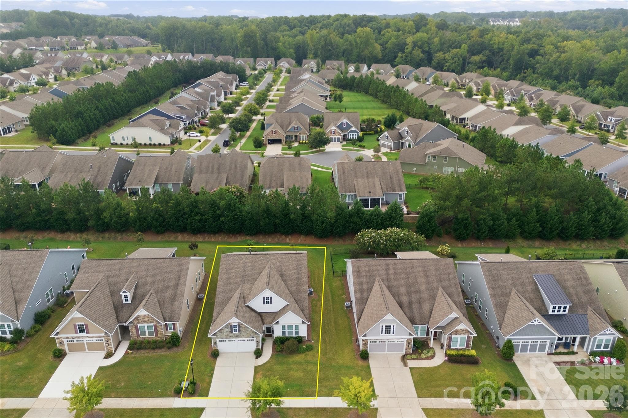 Single Family Residence at 7106 Overjoyed Crossing, Charlotte, photo 5 of 48