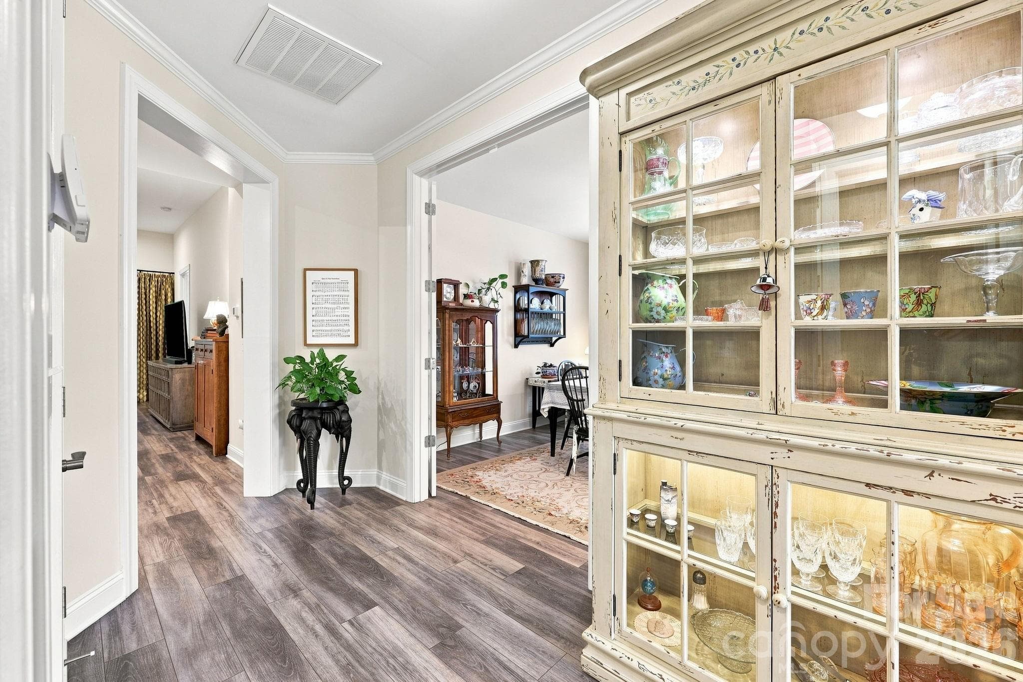 Single Family Residence at 7106 Overjoyed Crossing, Charlotte, photo 7 of 48