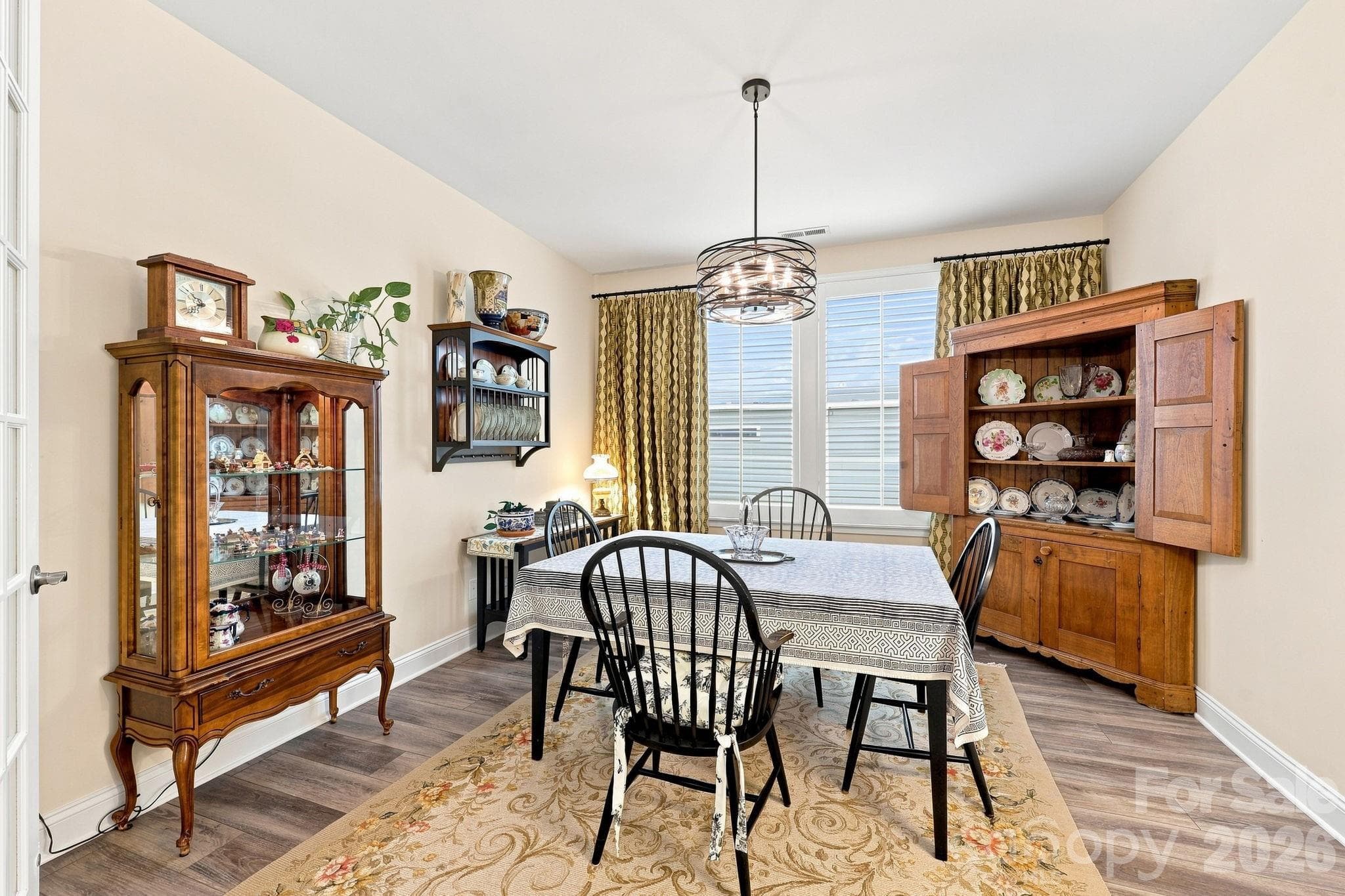 Single Family Residence at 7106 Overjoyed Crossing, Charlotte, photo 8 of 48