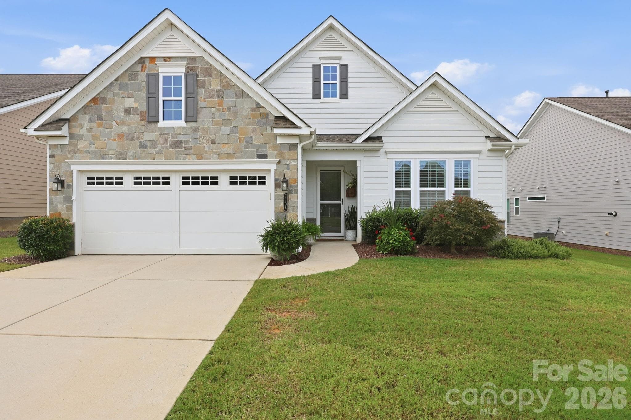 Single Family Residence at 7106 Overjoyed Crossing, Charlotte, photo 35 of 48
