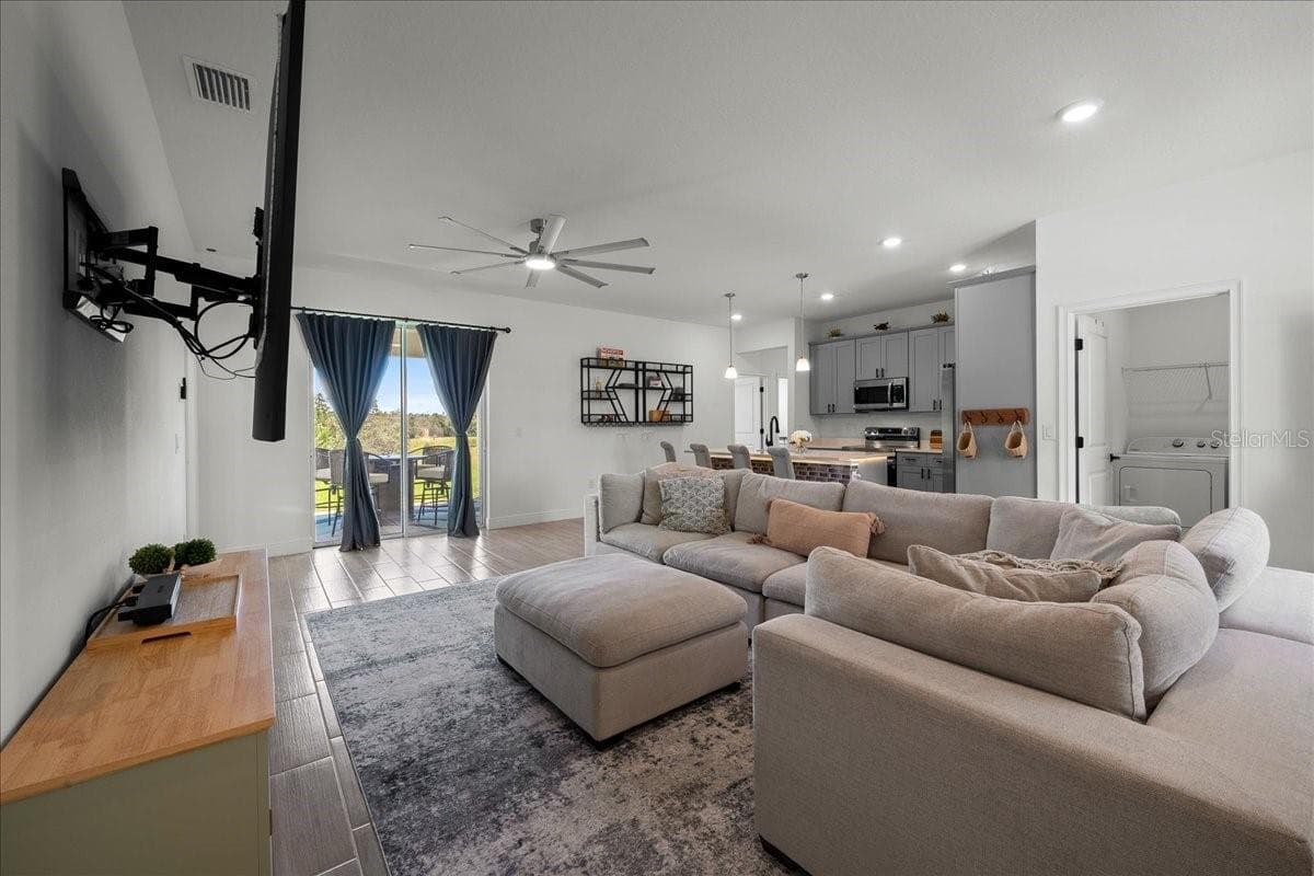 Single Family Residence at 16373 SW 48TH CIR, OCALA, photo 10 of 59