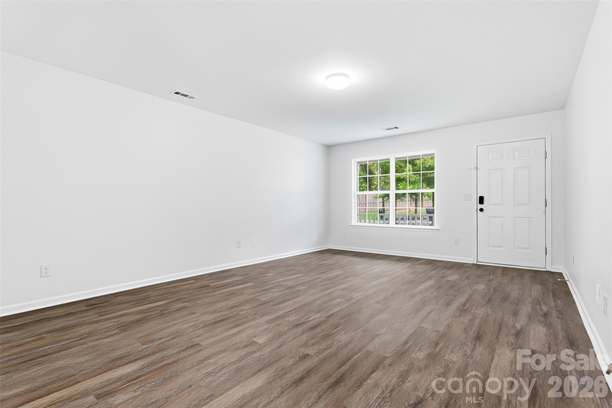 Single Family Residence at 4219 John Dale Lane, Charlotte, photo 5 of 36