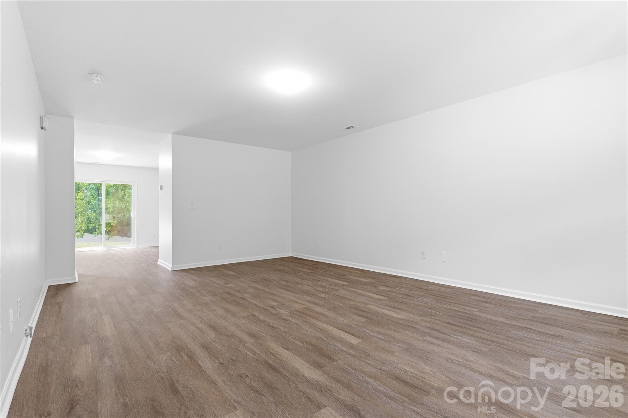 Single Family Residence at 4219 John Dale Lane, Charlotte, photo 7 of 36