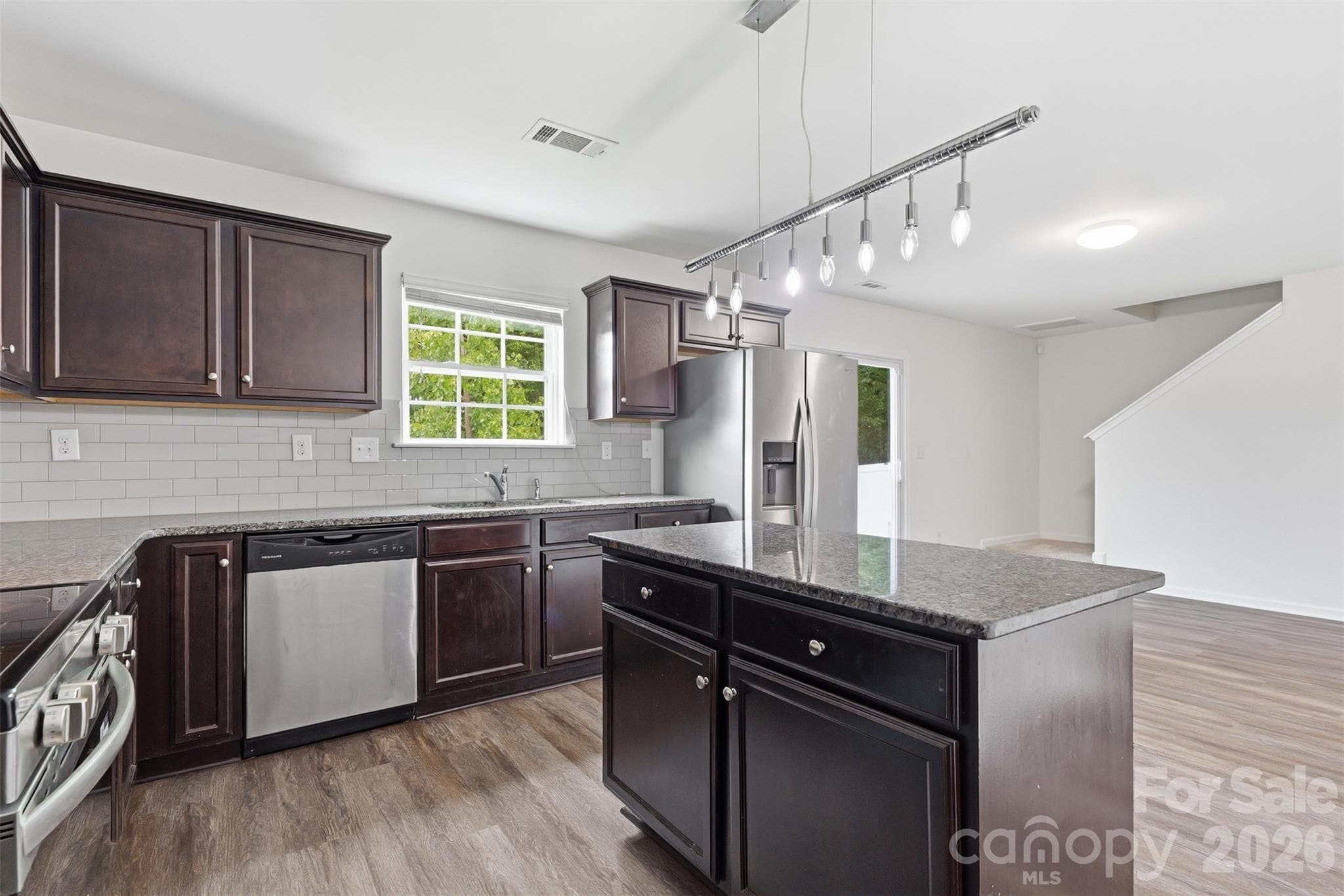 Single Family Residence at 4219 John Dale Lane, Charlotte, photo 13 of 36