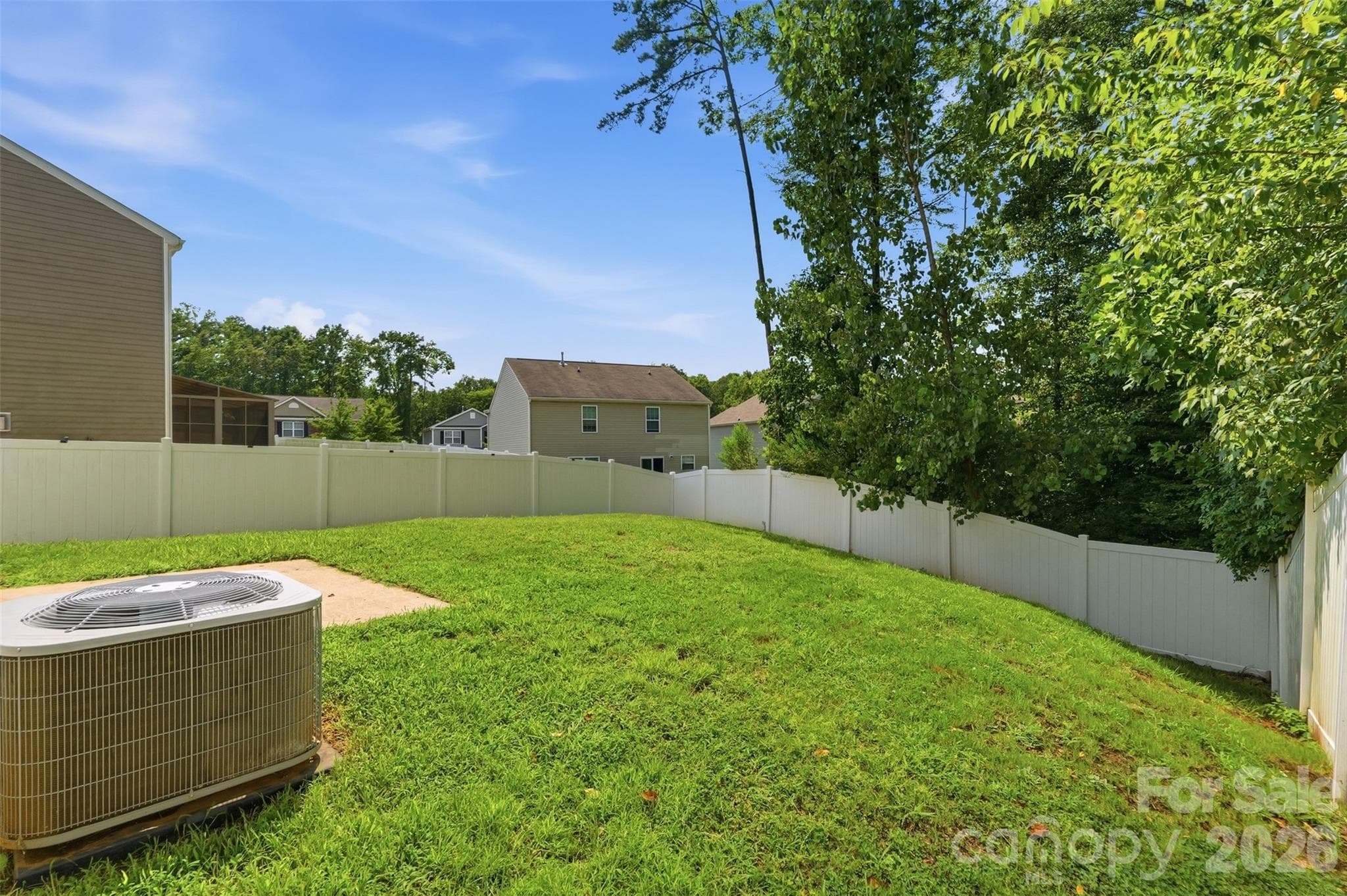 Single Family Residence at 4219 John Dale Lane, Charlotte, photo 33 of 36