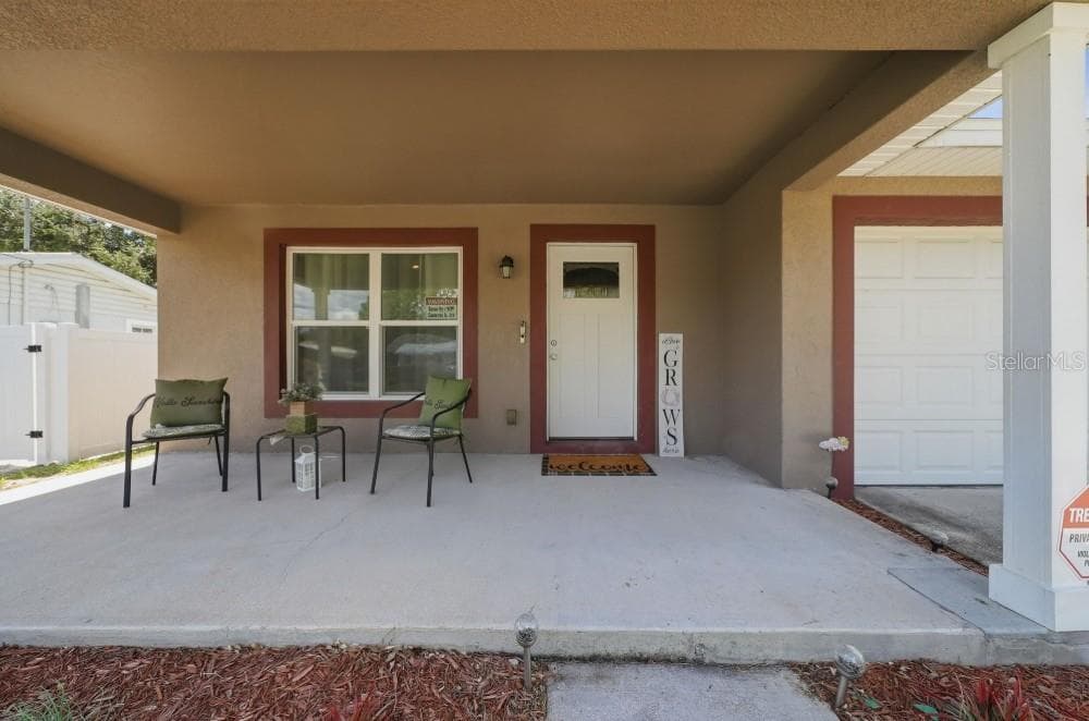Single Family Residence at 313 GRIFFIN AVE, LAKELAND, photo 5 of 21