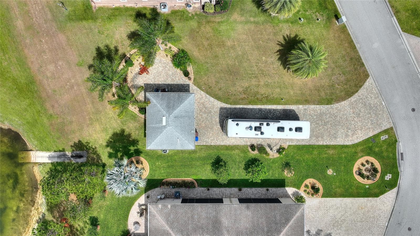 Single Family Residence at 544 NARROW POND RD, POLK CITY, photo 16 of 28