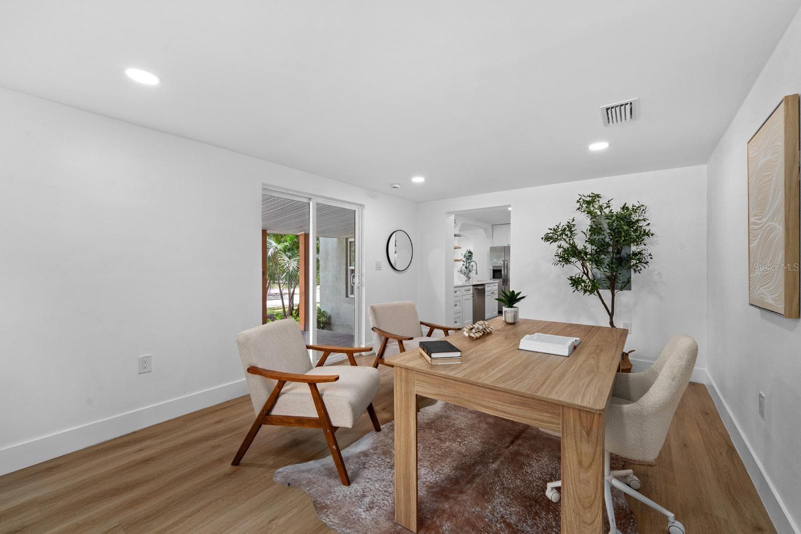 Bonus Room/Office - 1230 E HENRY AVE, TAMPA