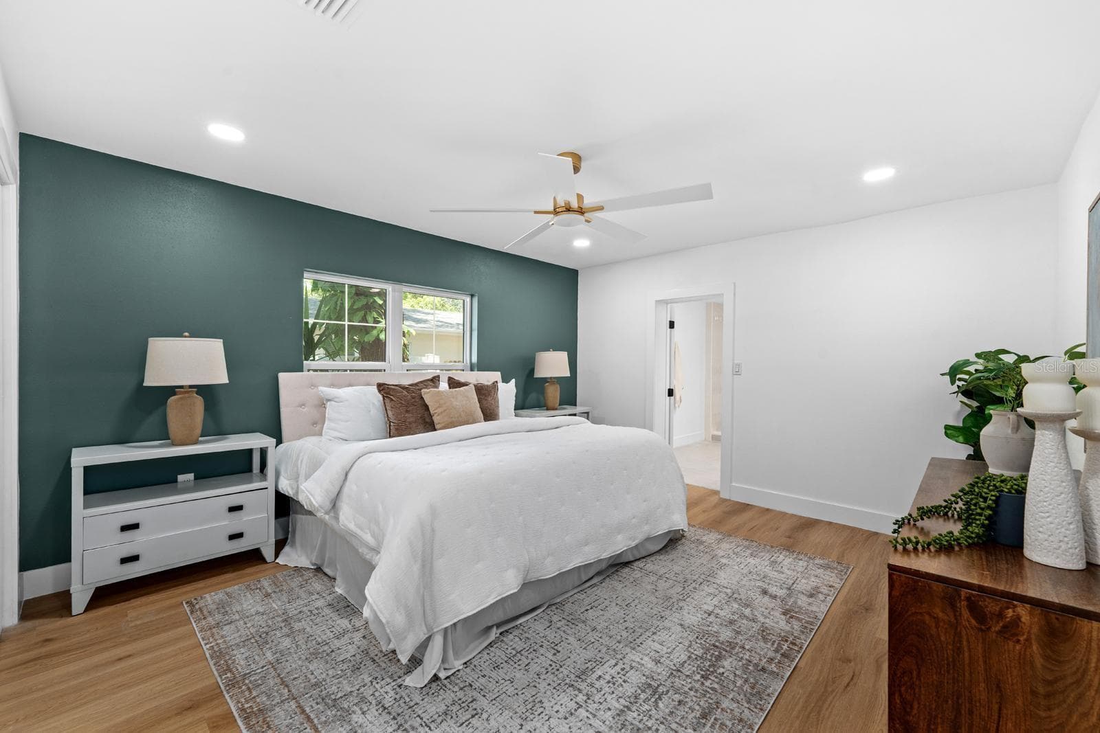 Owners' Bedroom - 1230 E HENRY AVE, TAMPA