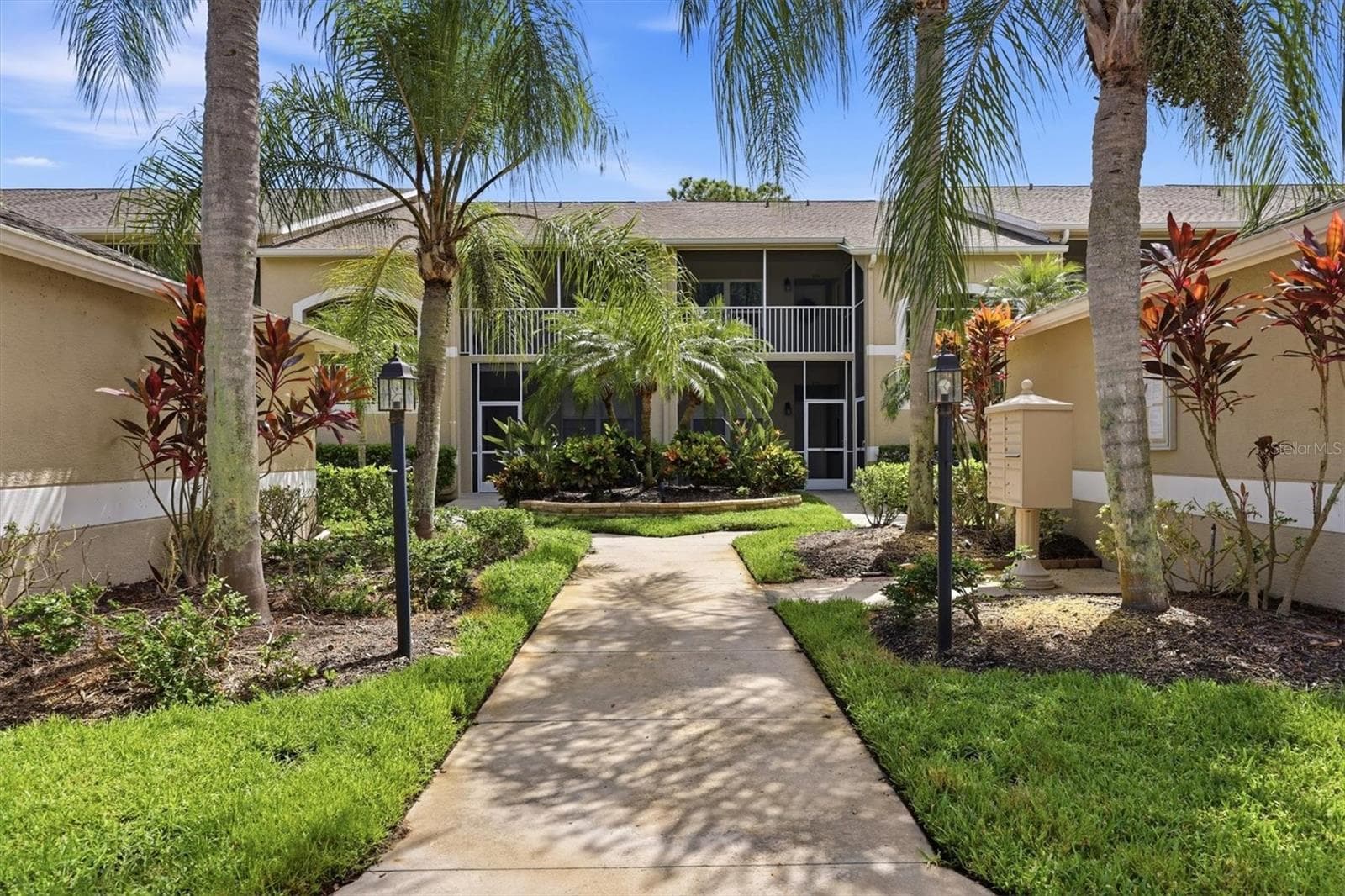 Front Entry - 5221 MAHOGANY RUN AVE #224, SARASOTA