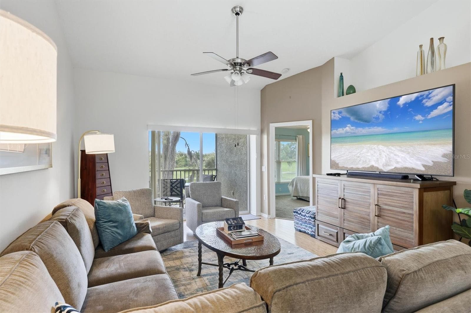 Living Room - 5221 MAHOGANY RUN AVE #224, SARASOTA