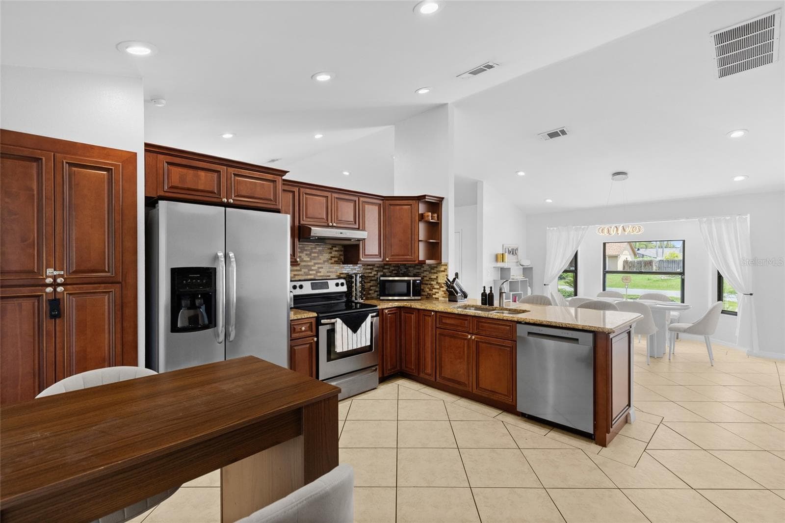Single Family Residence at 148 VALENTINO CT, DAVENPORT, photo 5 of 29