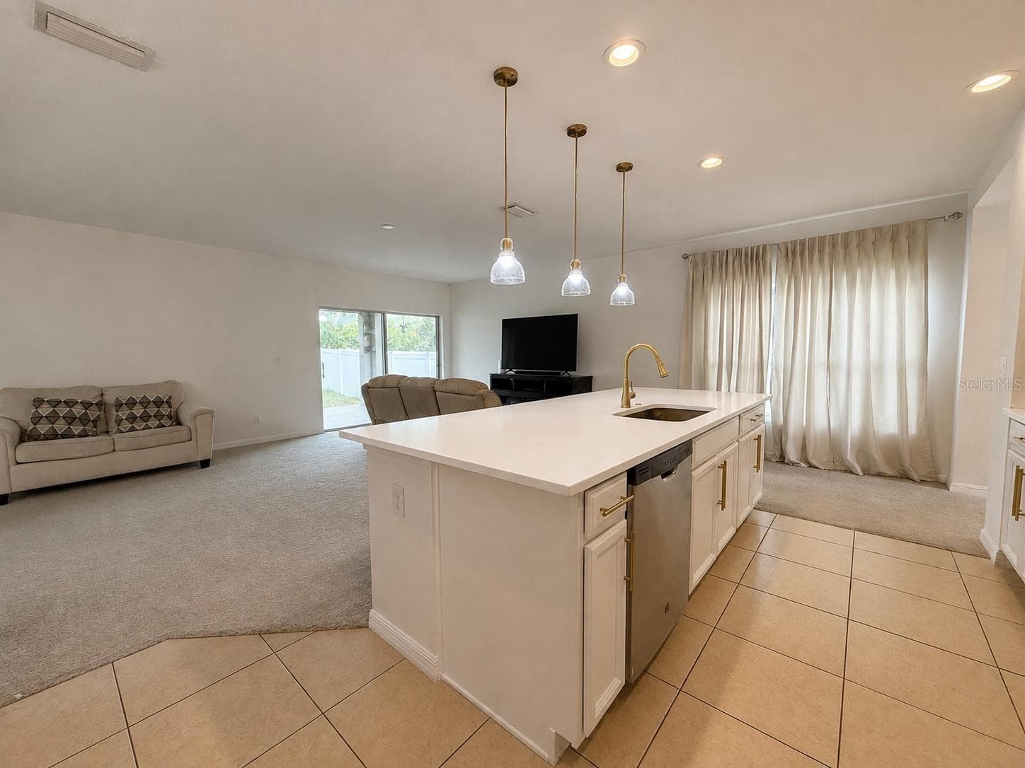 Single Family Residence at 179 BLUE CYPRESS DR, DAVENPORT, photo 15 of 44