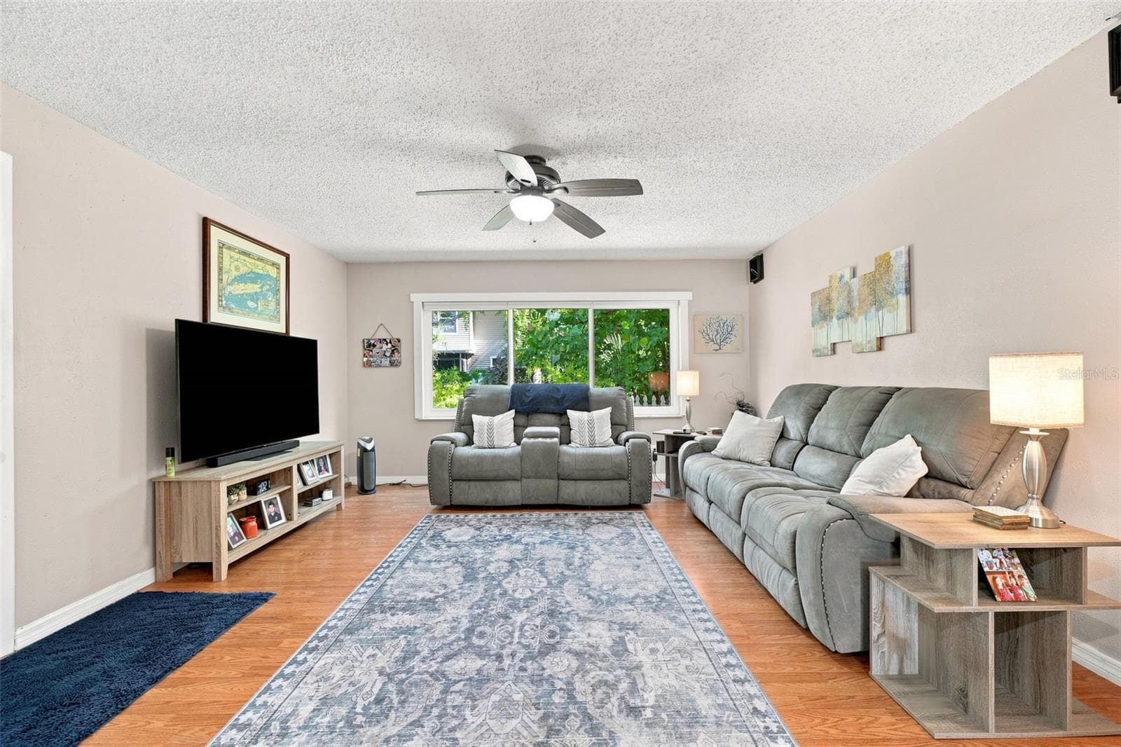 Single Family Residence at 8037 POWDER HORN CIR, LARGO, photo 18 of 42